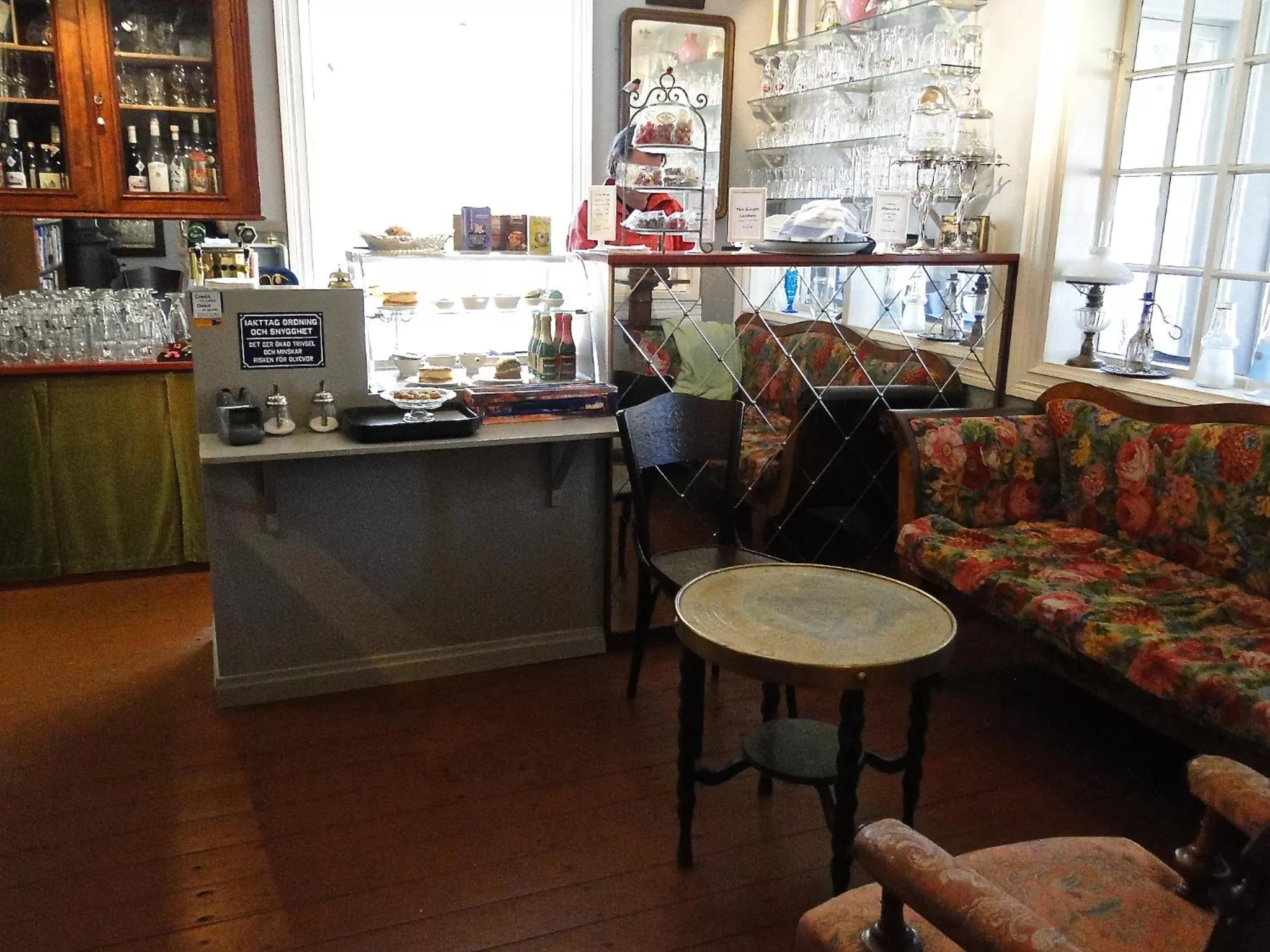 Restaurant/places to eat in Hotel & Cafe Lanterna