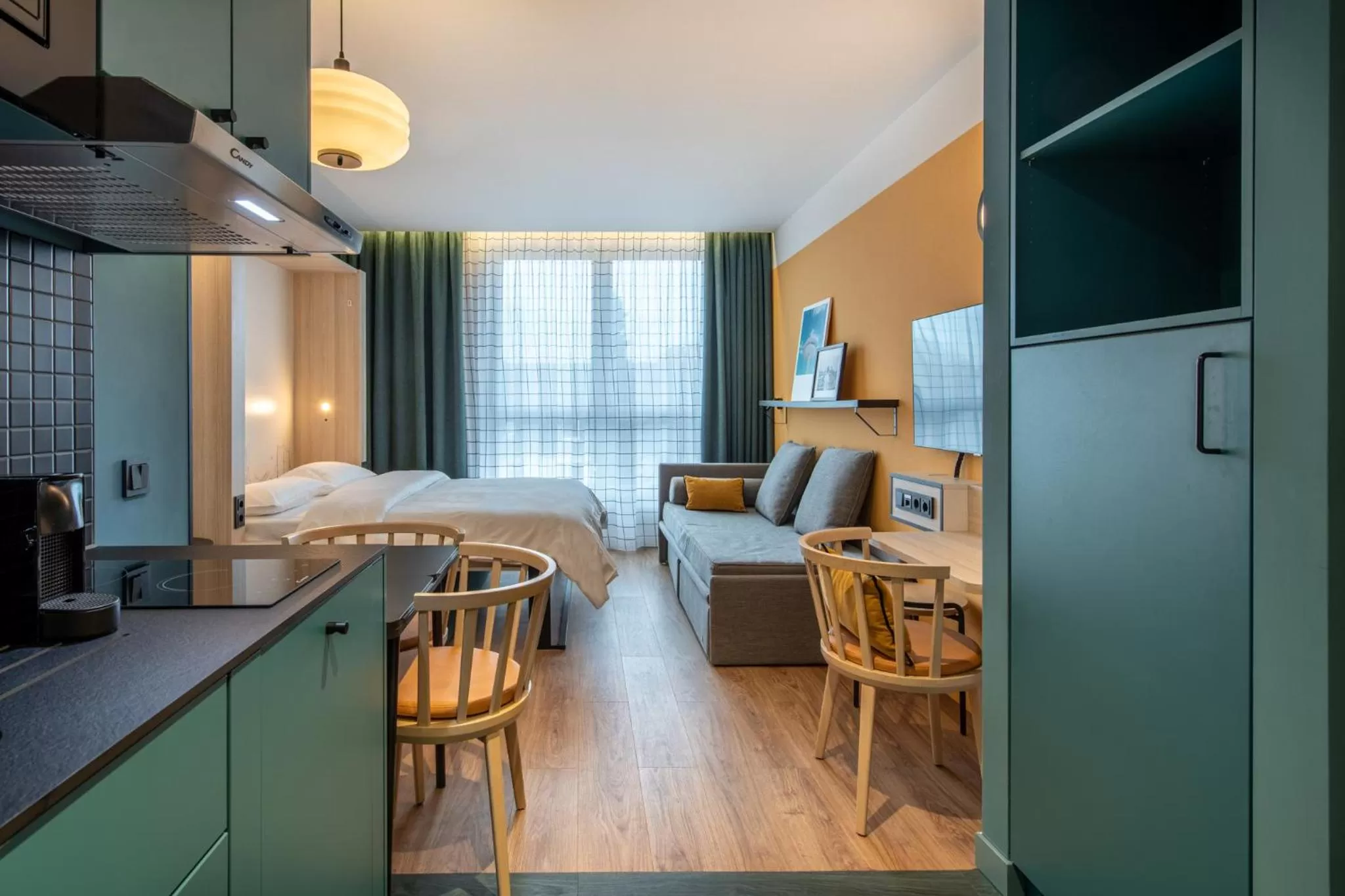 Bed in Aparthotel Adagio access Hamburg