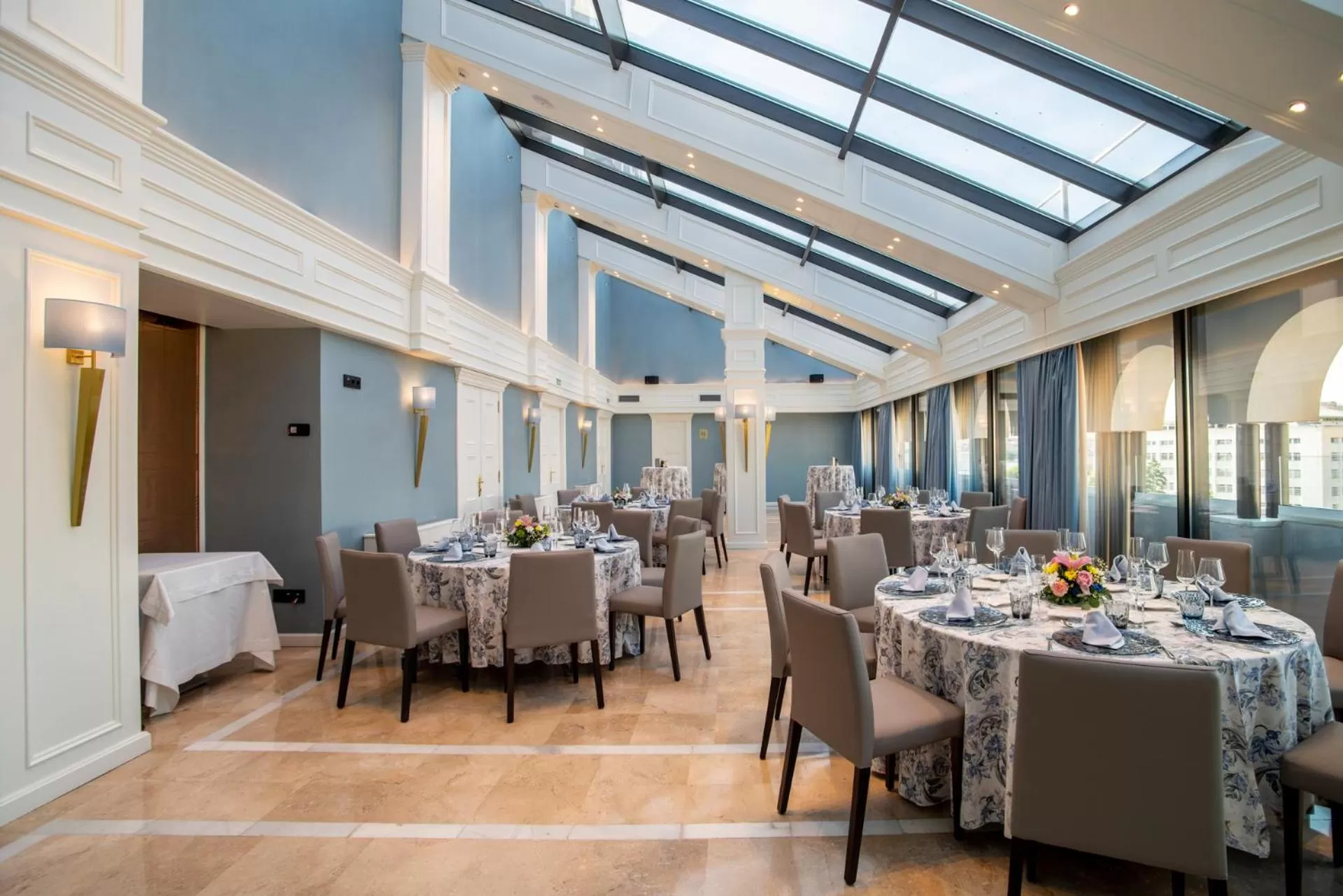 Banquet/Function facilities in Hotel Granada Center