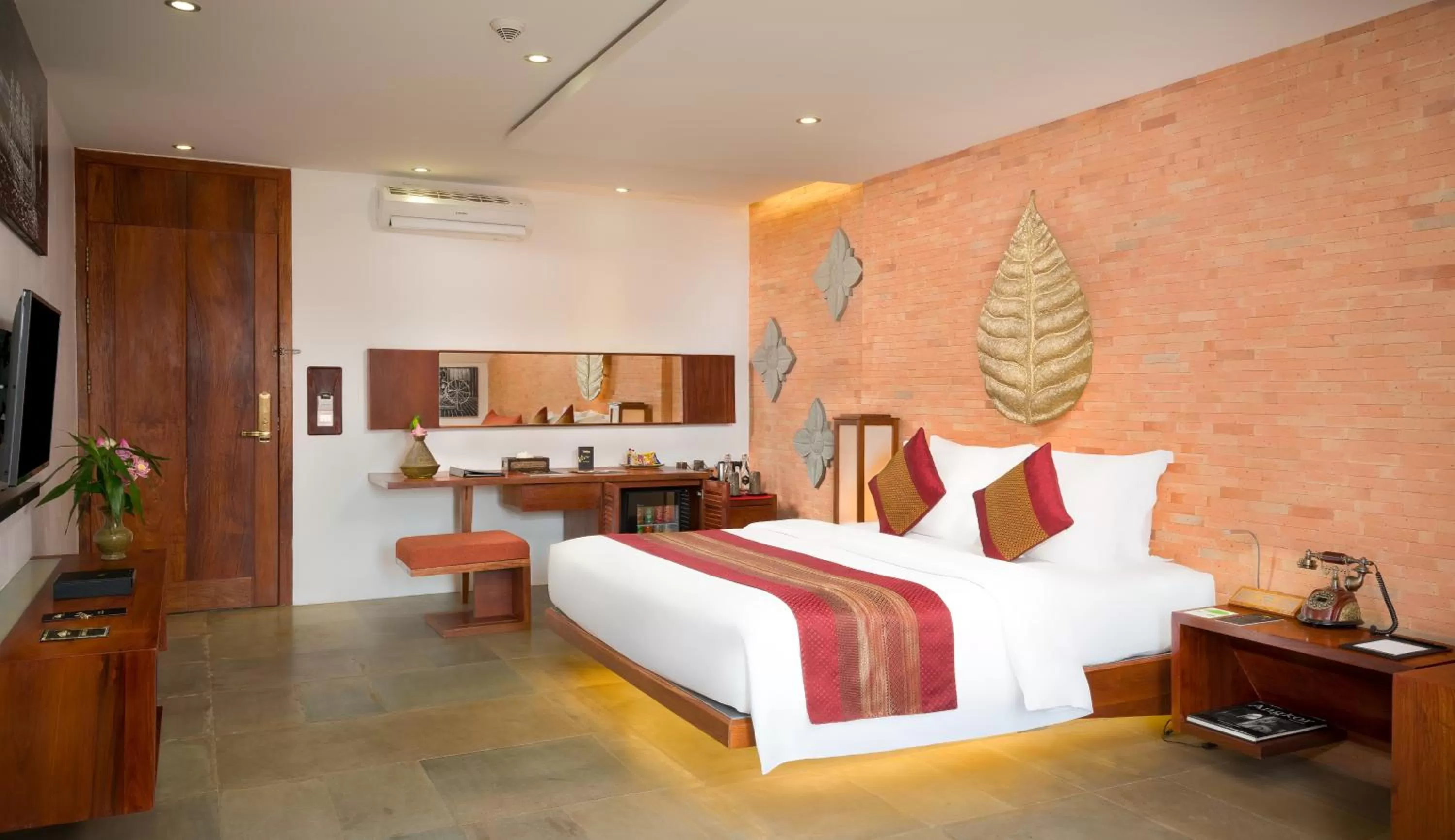 Coffee/tea facilities, Bed in Golden Temple Residence