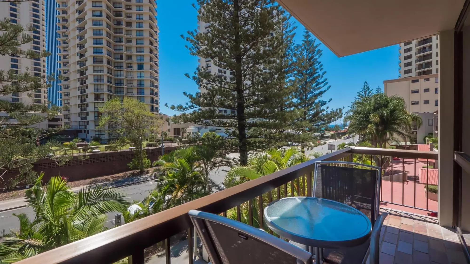 Balcony/Terrace in Trickett Gardens Holiday Inn