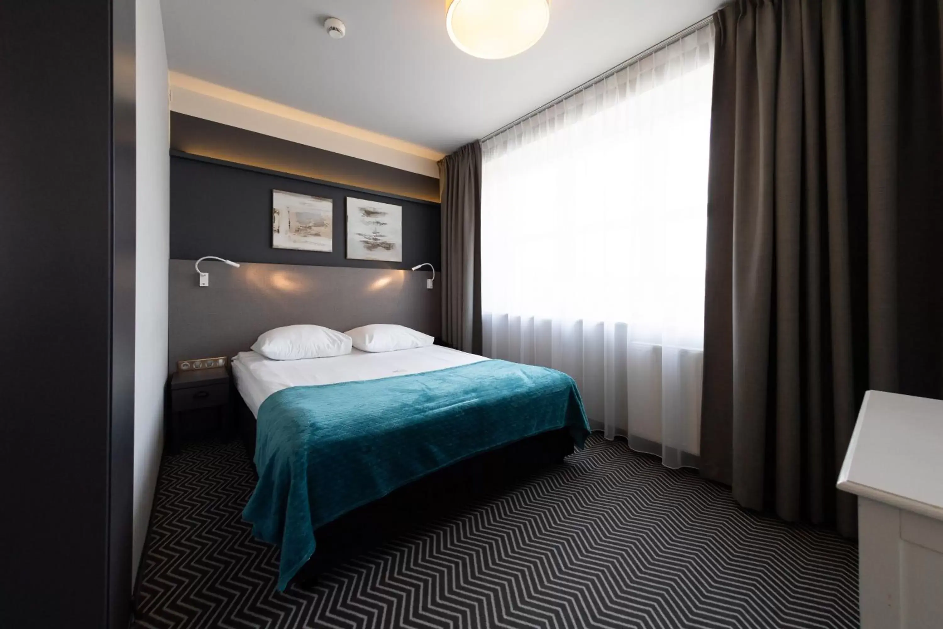 Deluxe Double Room in So Stay Hotel Deluxe Double Room in So Stay Hotel
