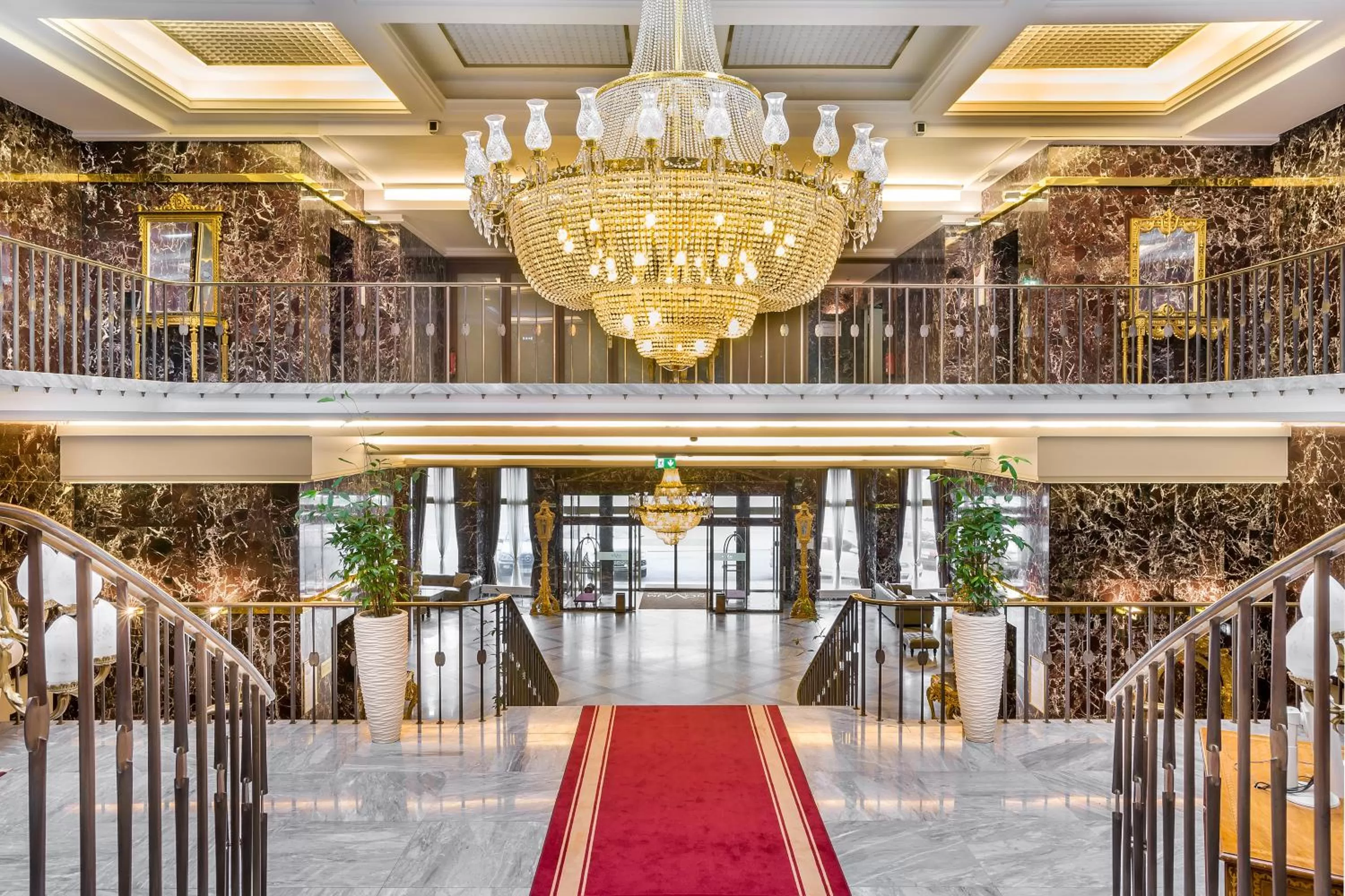 Lobby or reception in Hotel Unique Dortmund Hauptbahnhof