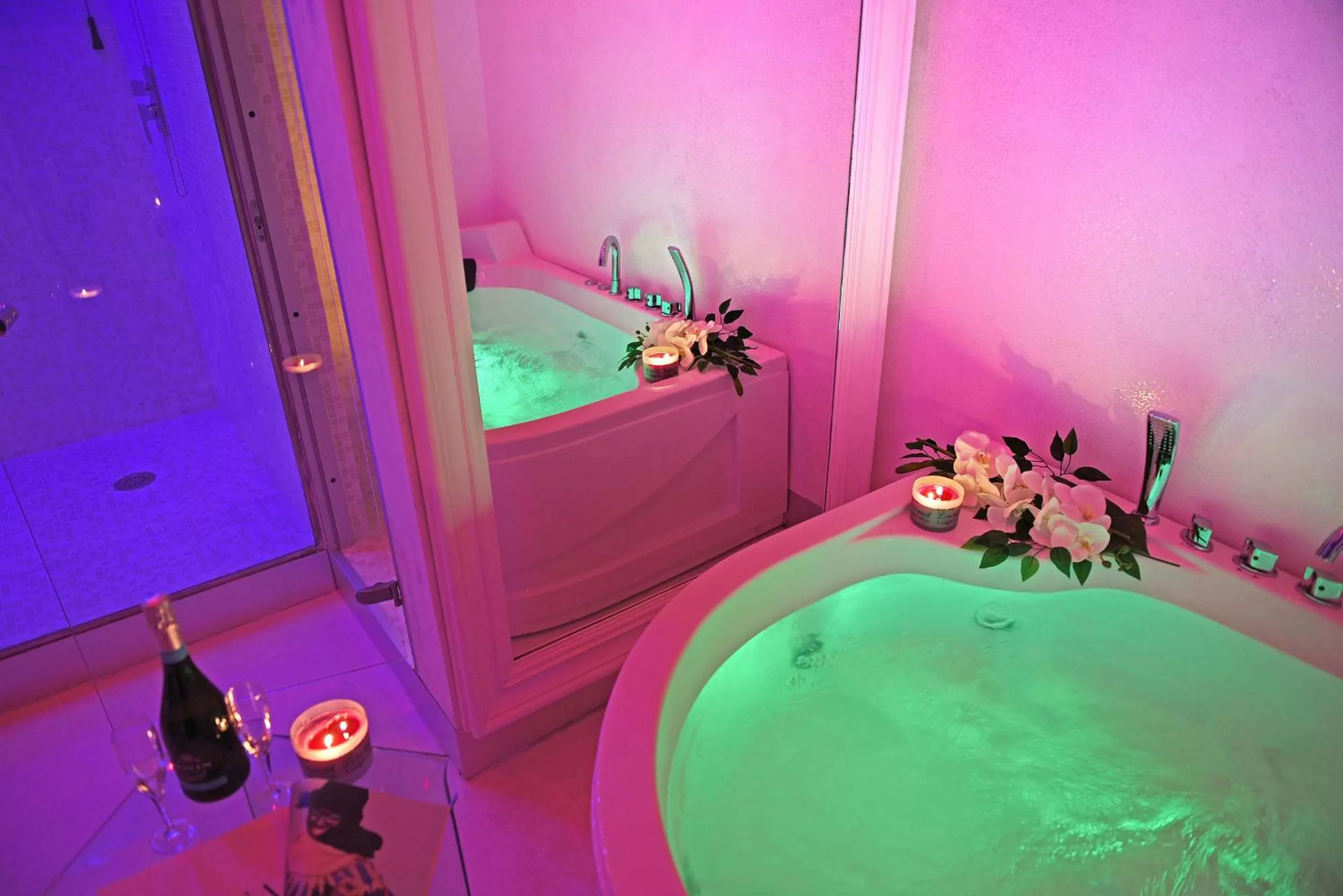 Hot Tub in Barbarella Spa