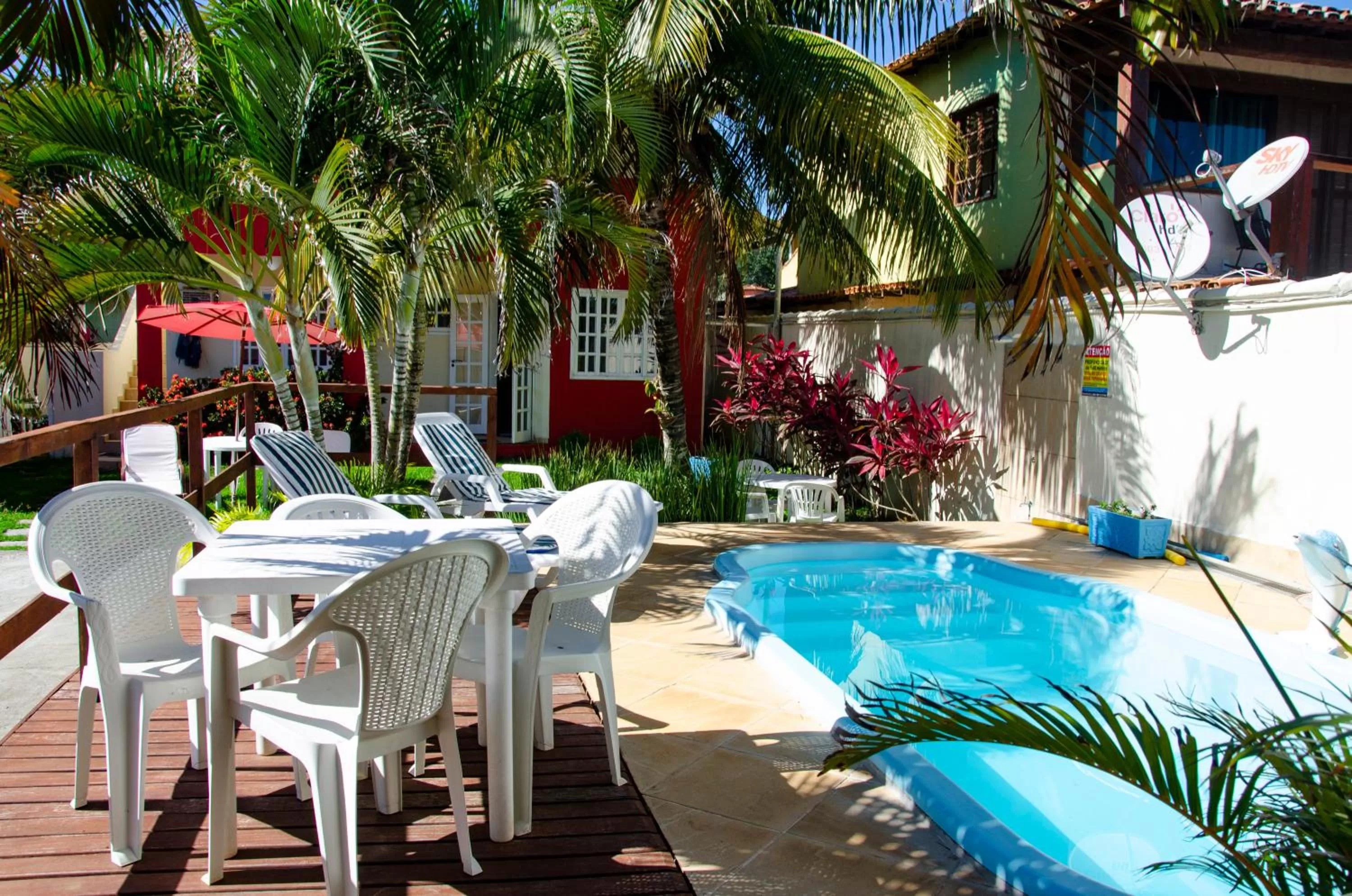 Swimming pool in Pousada Luzes de Geribá