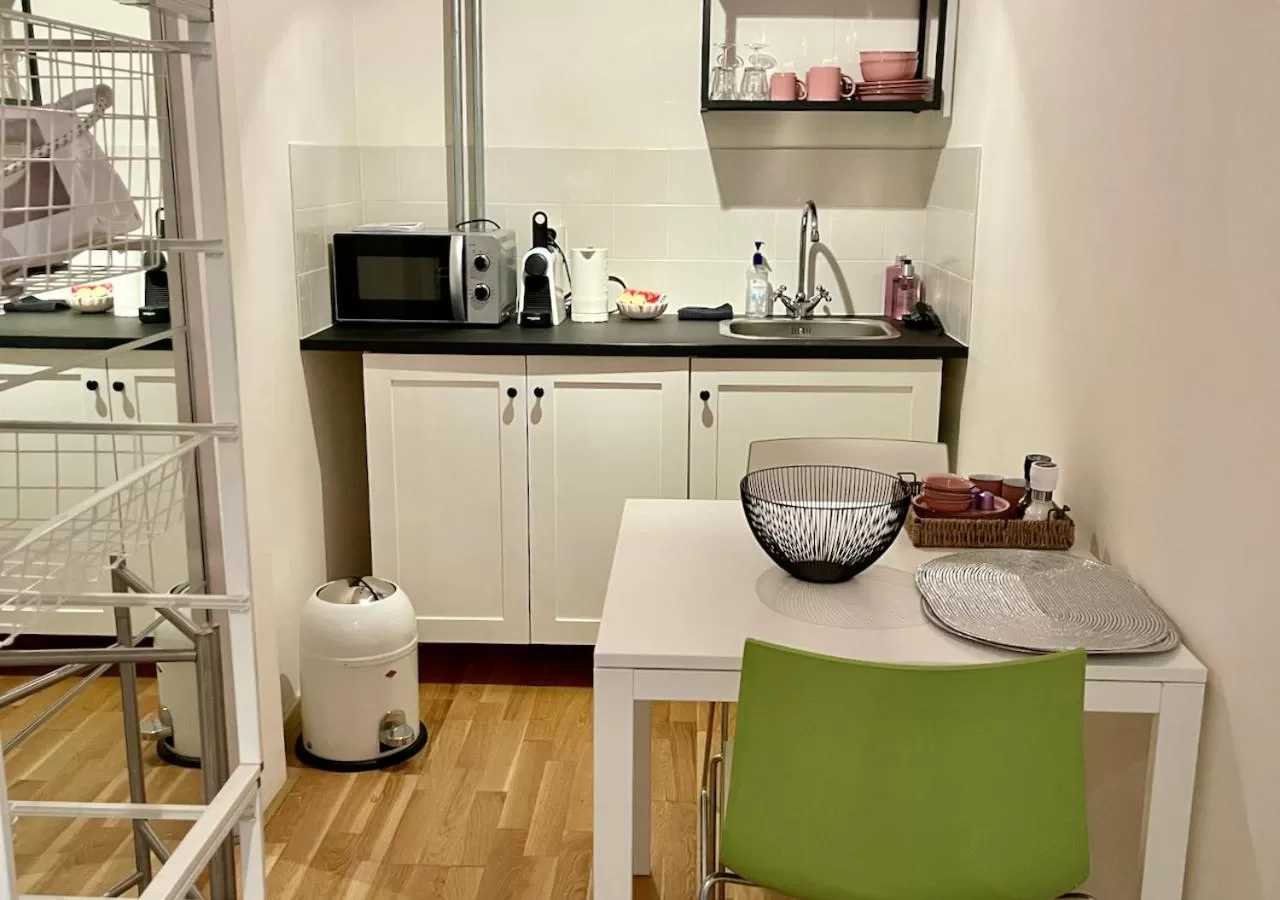 Coffee/tea facilities, Kitchen/Kitchenette in Kerkstraatje3