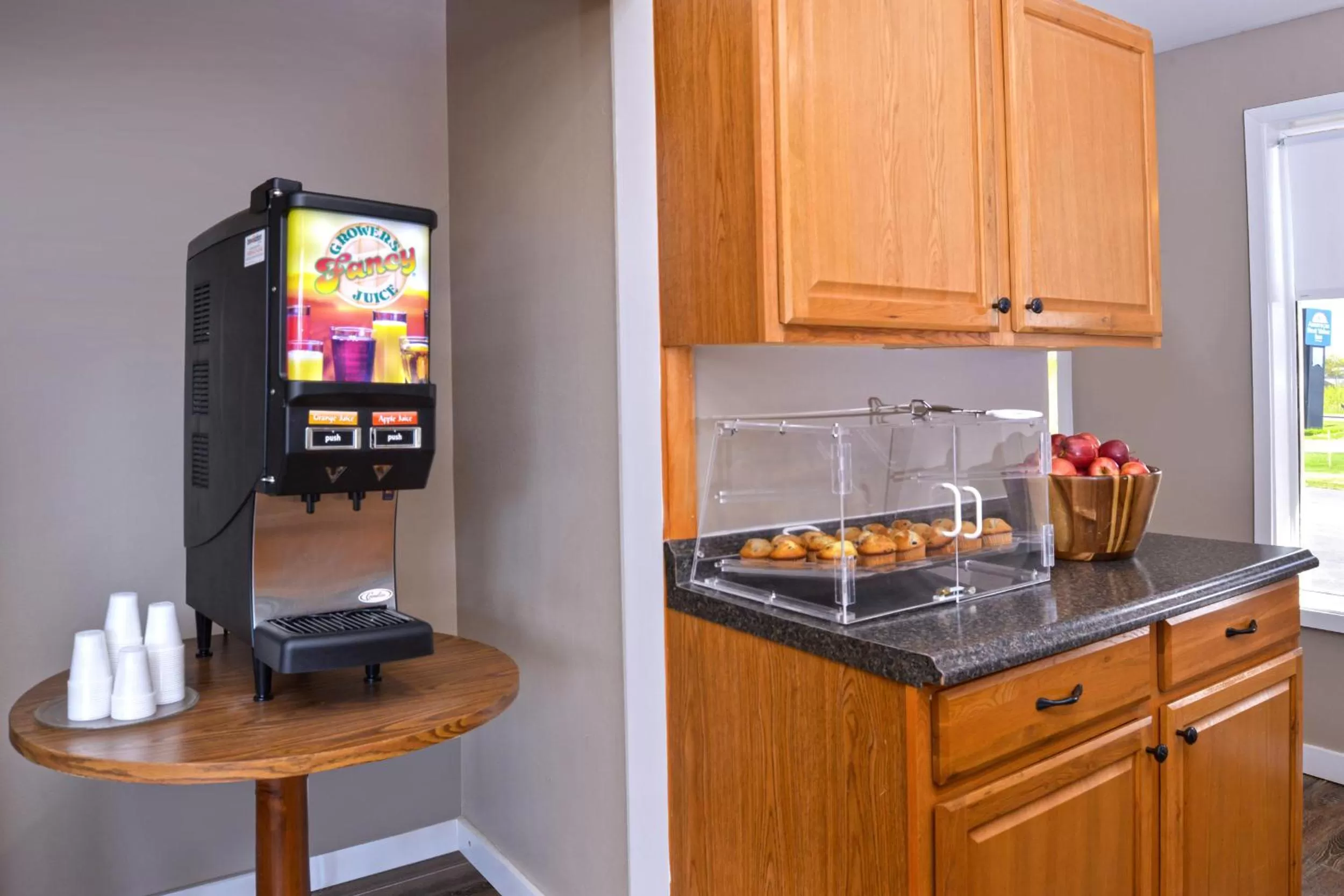 Continental breakfast in Americas Best Value Inn Plattsburgh
