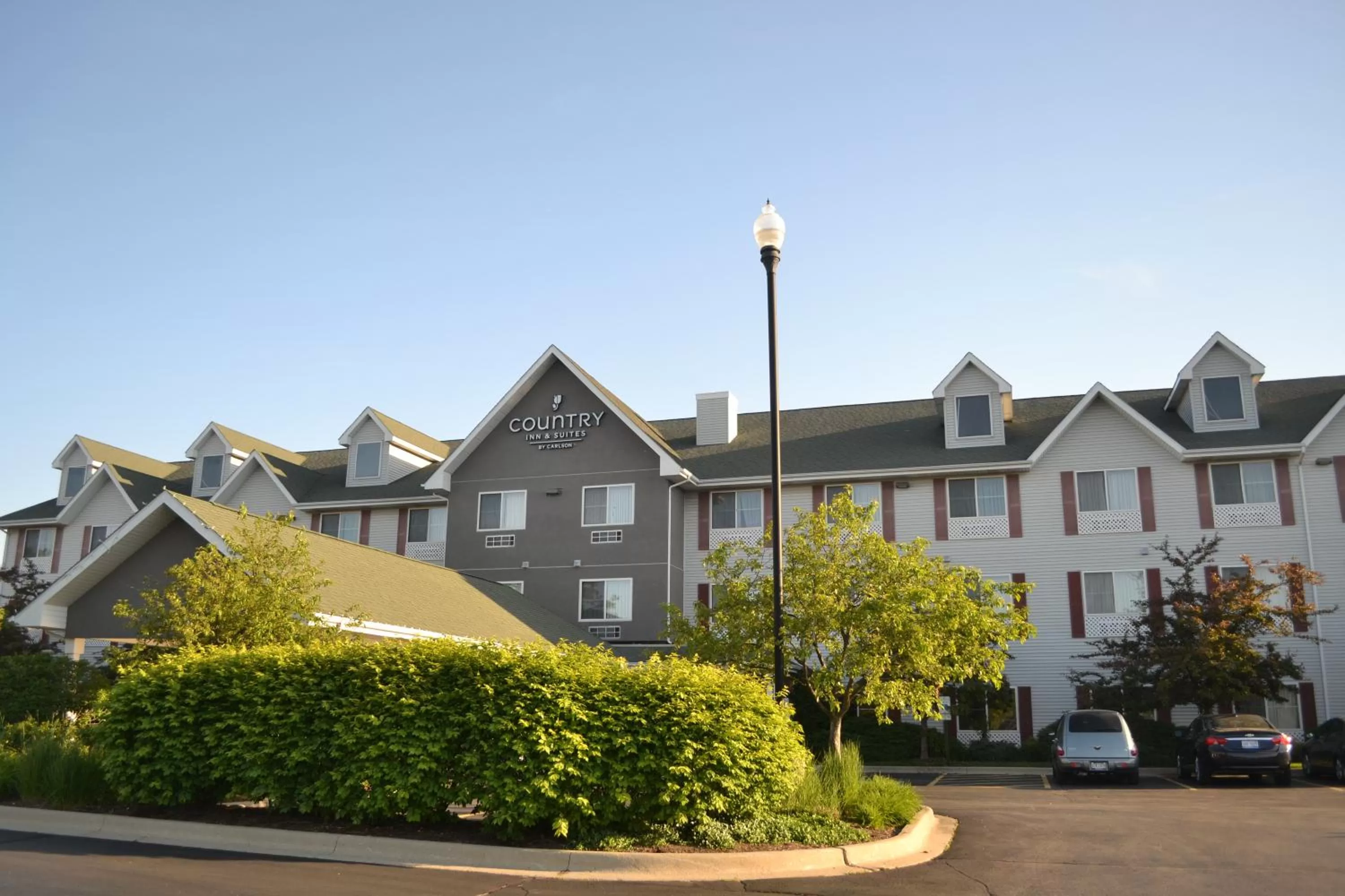 Country Inn & Suites by Radisson, Gurnee, IL
