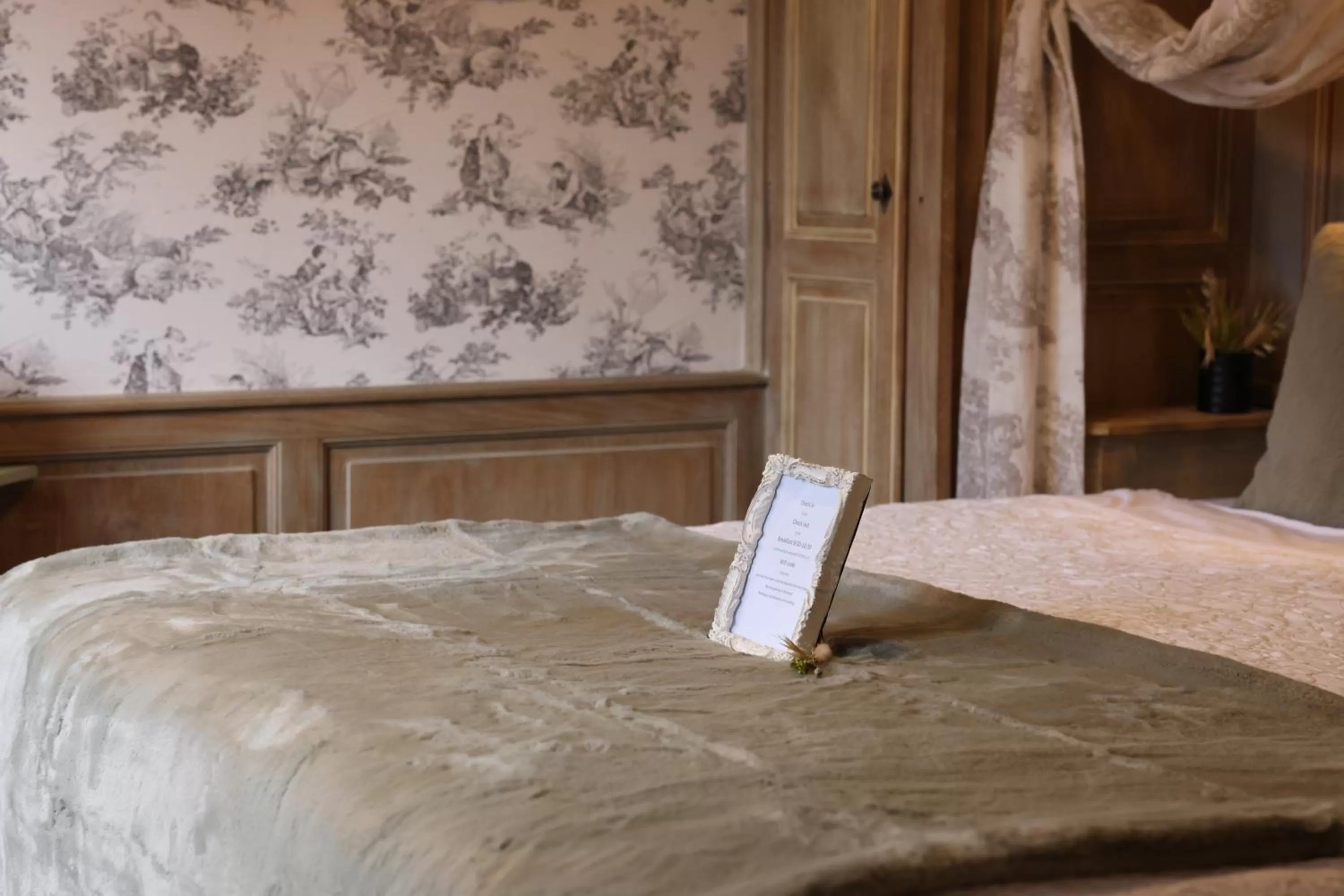 Decorative detail, Bed in Hotel Biskajer by CW Hotel Collection - Adults Only