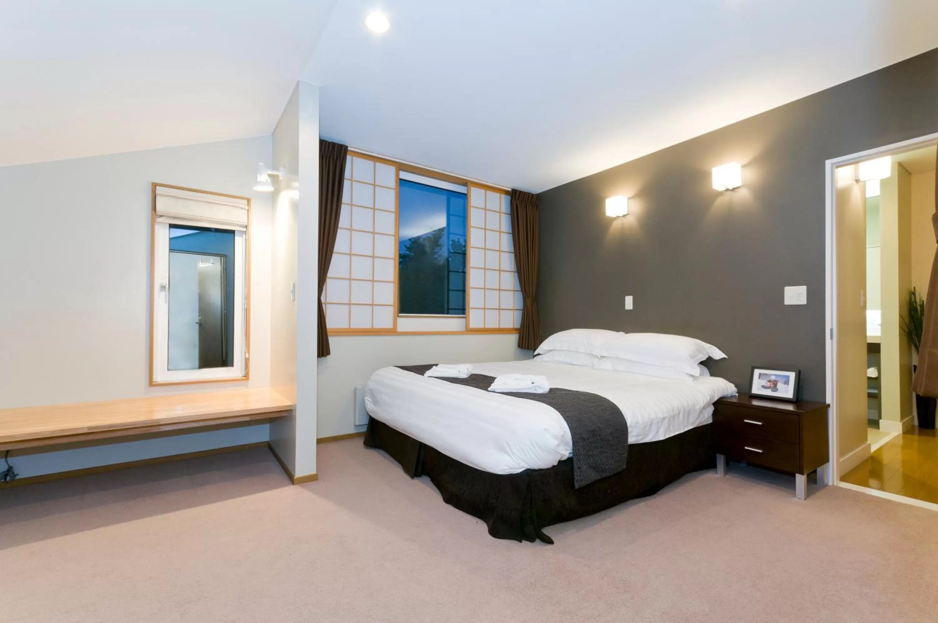 Bedroom, Bed in Fresh Powder Accommodation