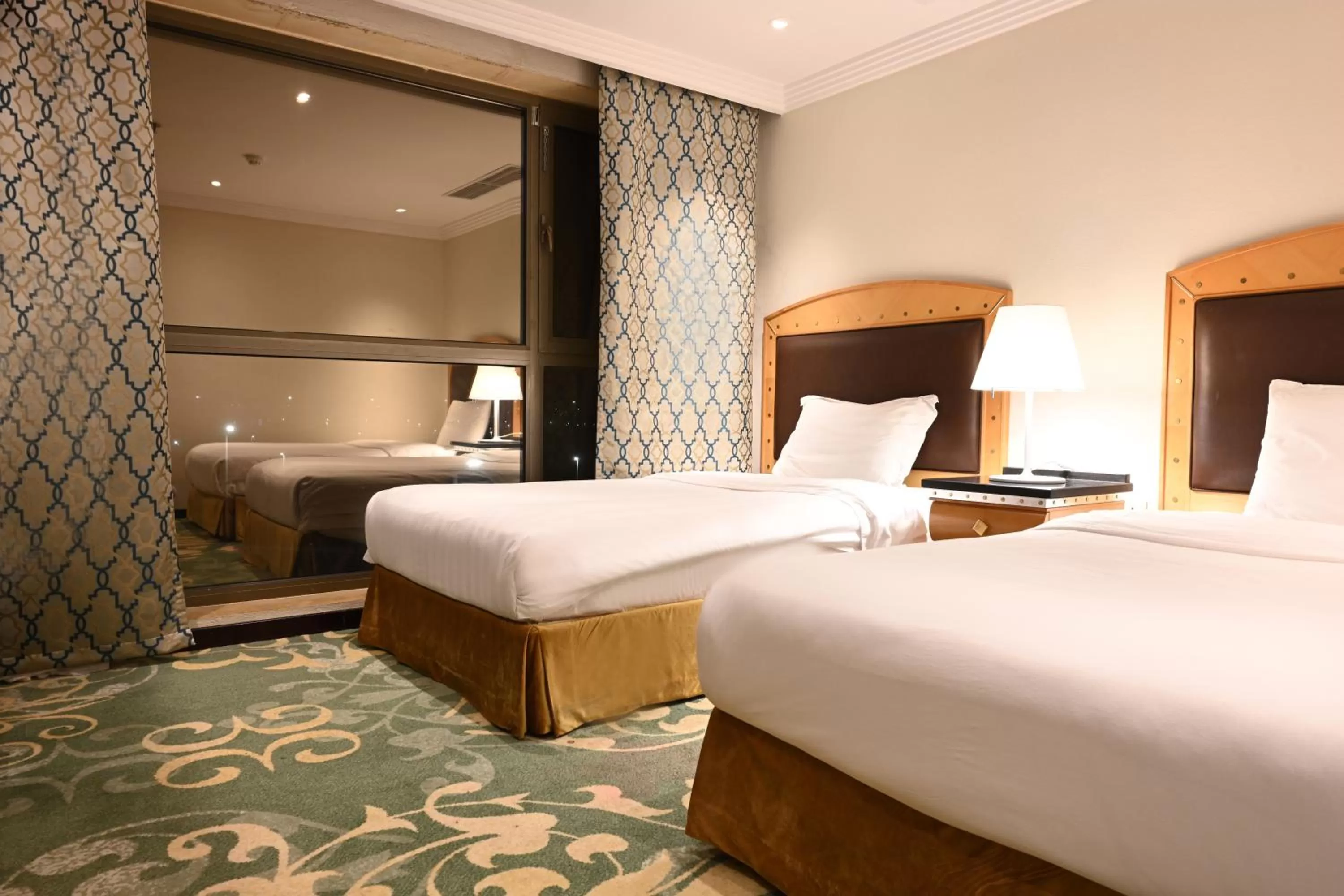 Bed in Quiet Dreams - Serviced Apartments King abdul Aziz Street Branch