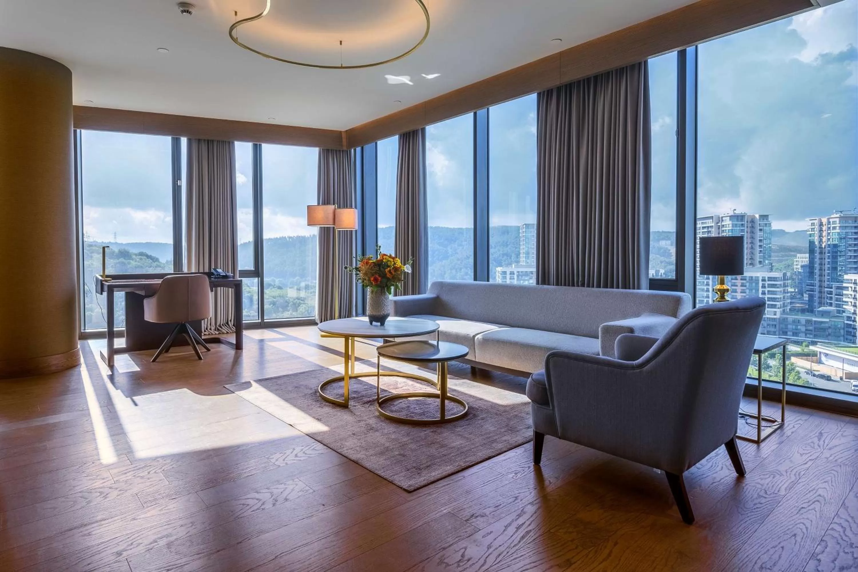 Photo of the whole room in Radisson Collection Hotel, Vadistanbul