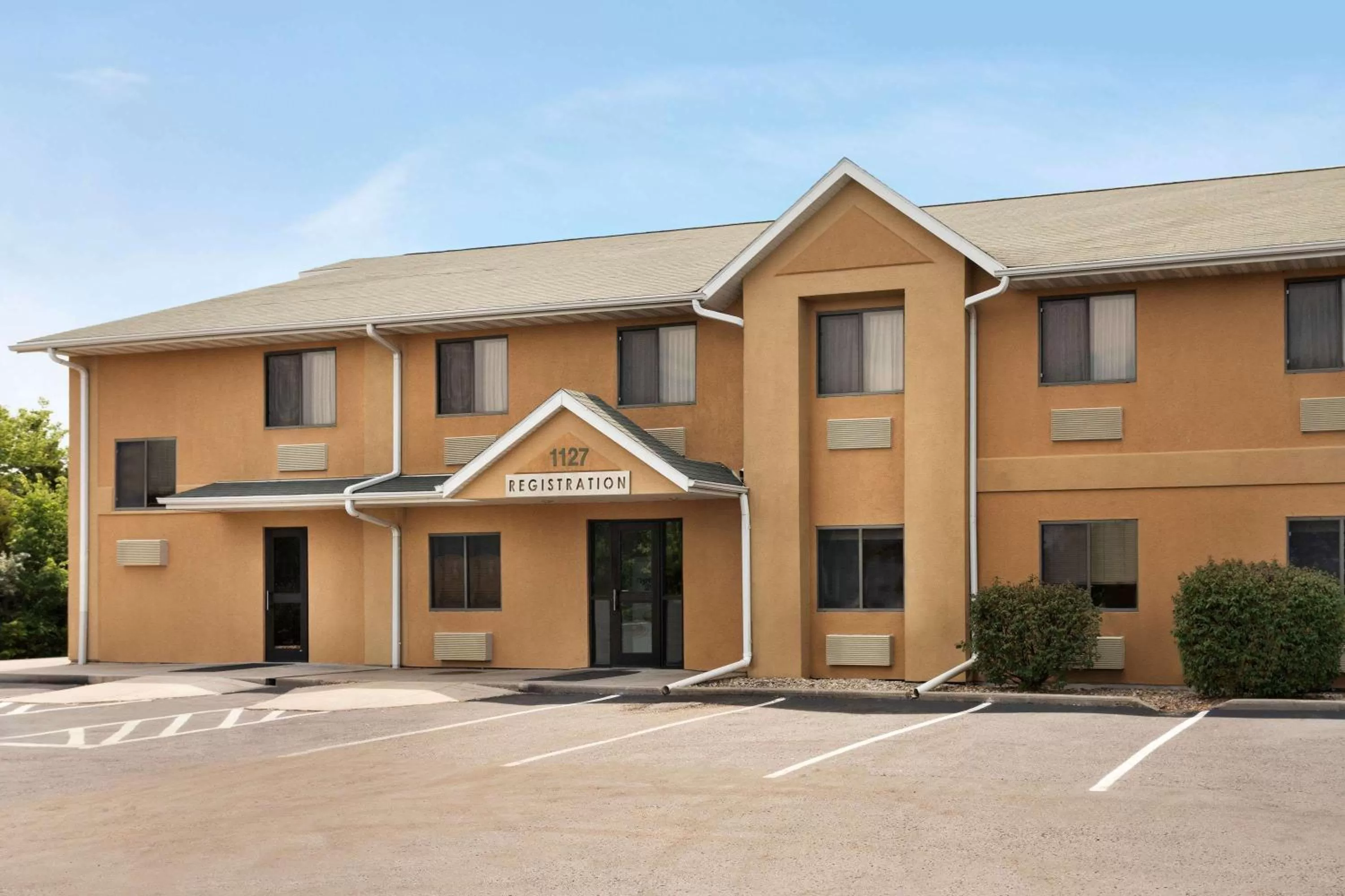 Property building in Travelodge by Wyndham Marysville
