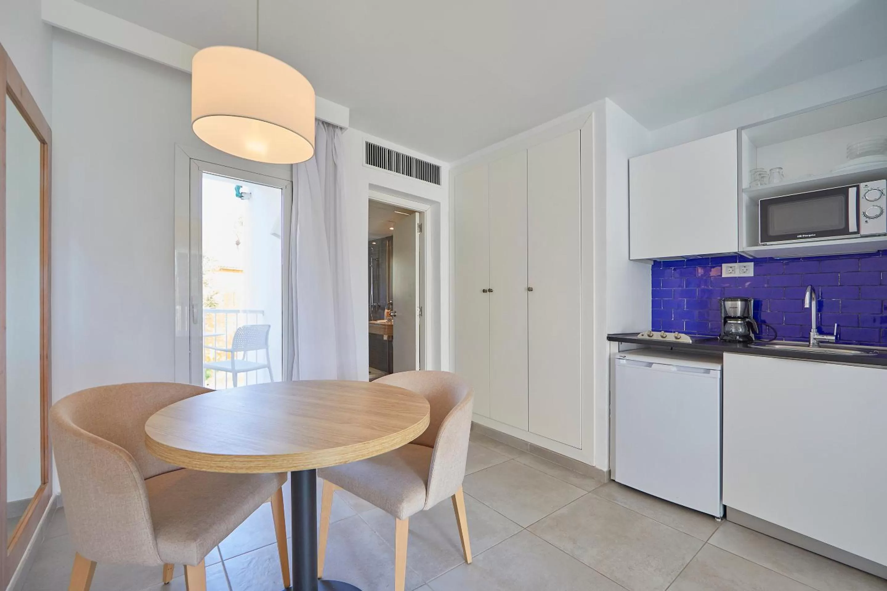 Kitchen or kitchenette in Seaclub Alcudia Mediterranean Resort