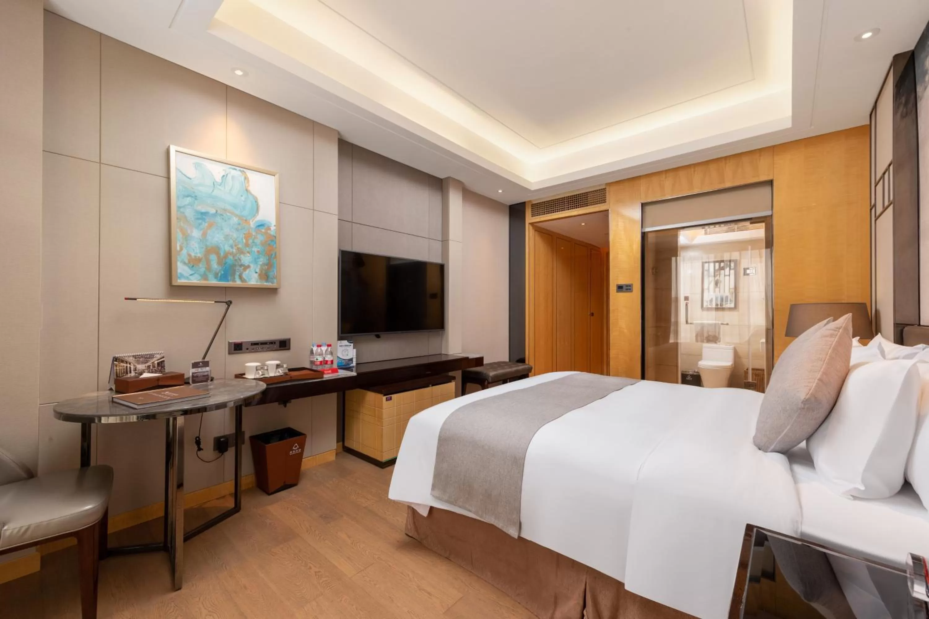 Bed in Zhuhai Longzhuda International Hotel - 24hours stay