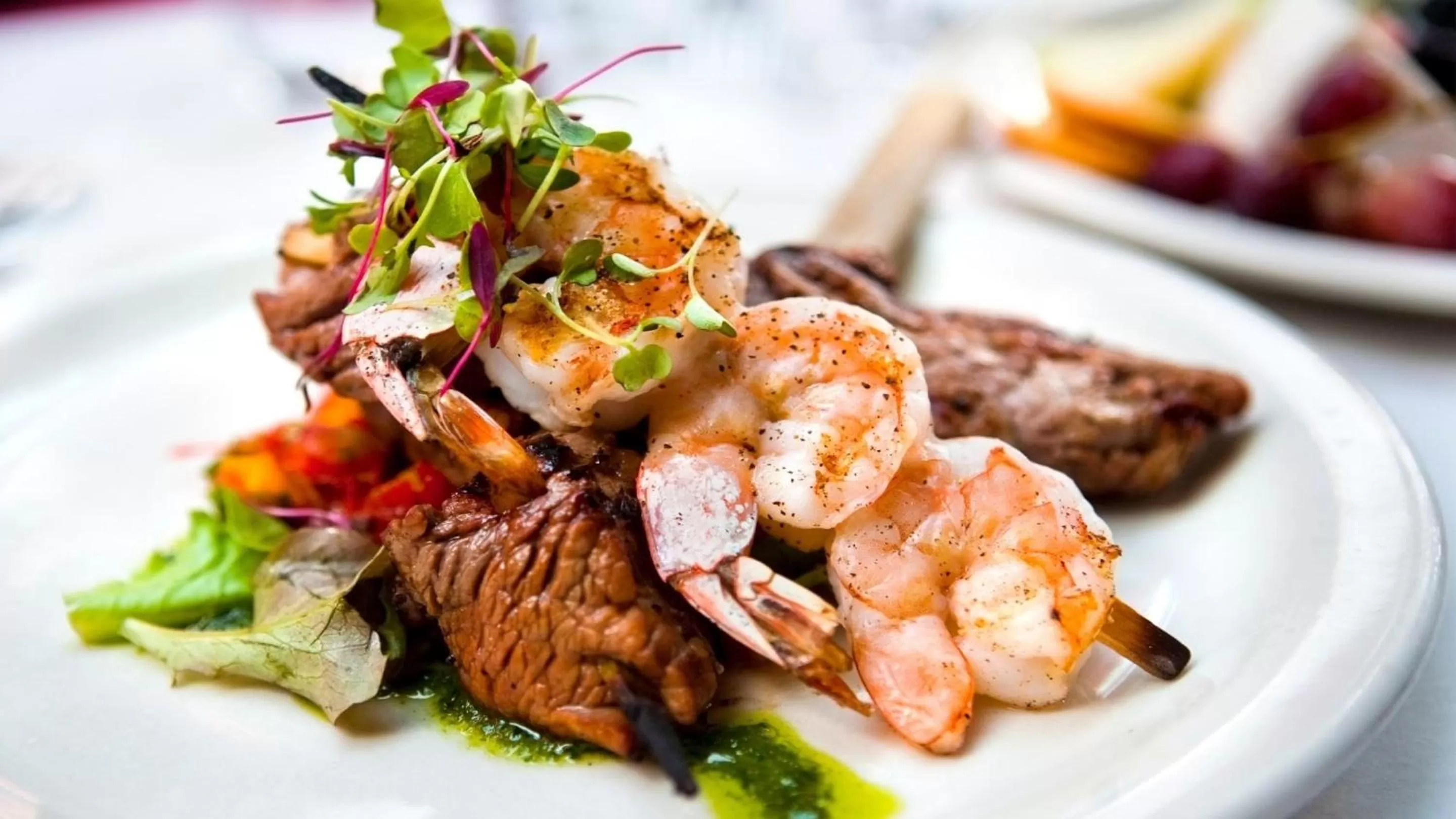 Restaurant/places to eat in Ballyroe Heights Hotel