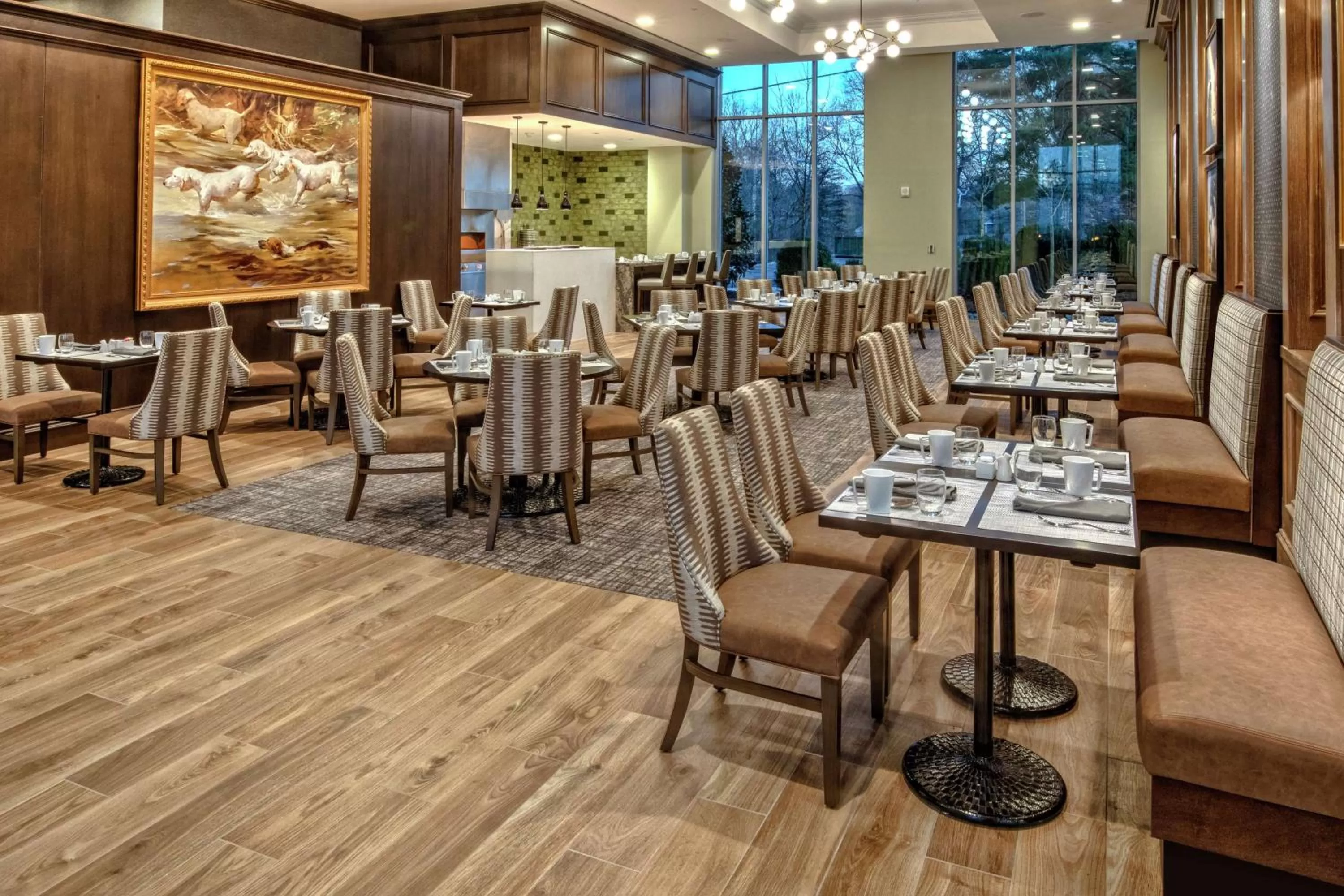 Restaurant/places to eat in Hilton Nashville Green Hills