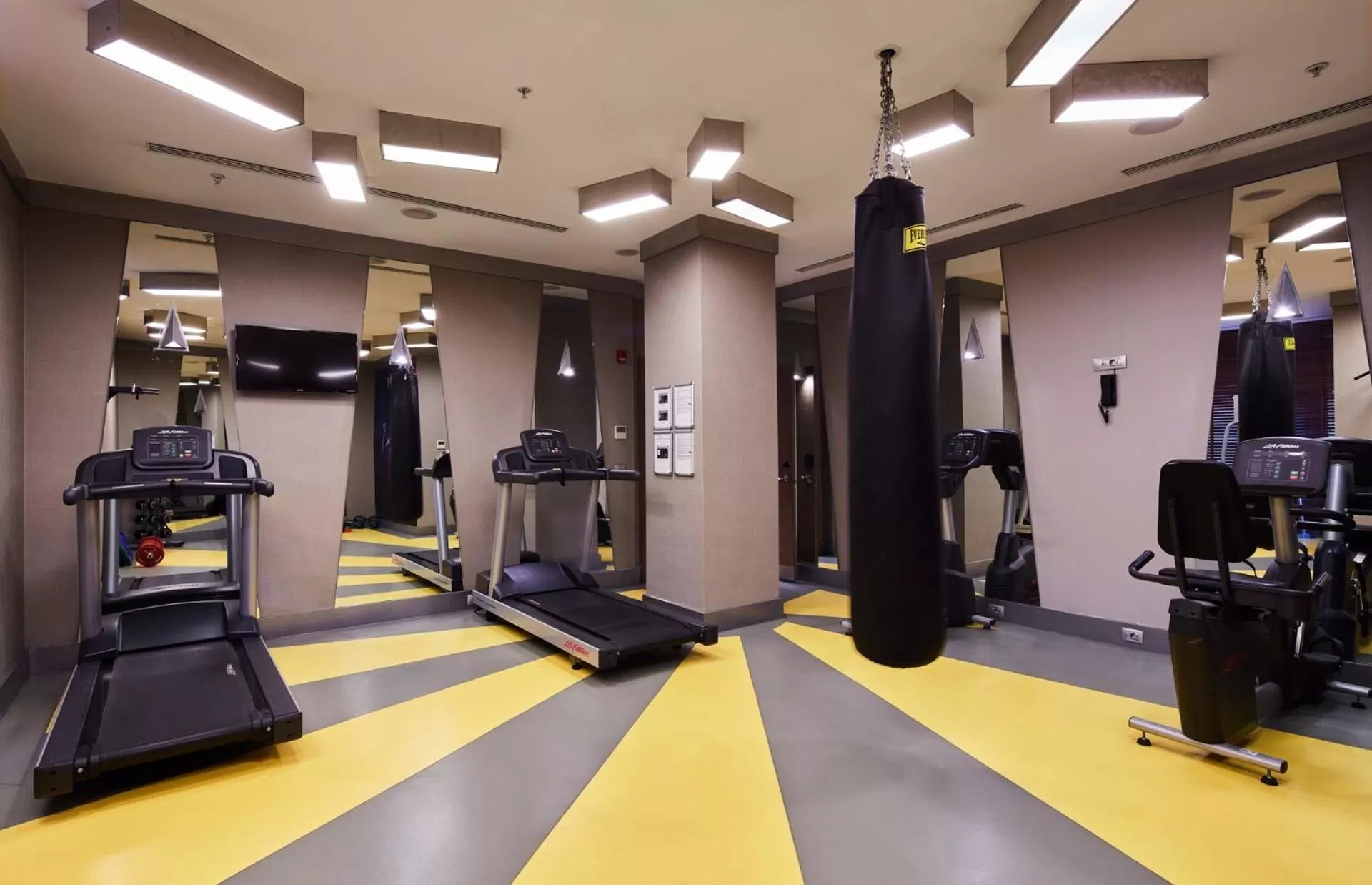 Spa and wellness centre/facilities in Mövenpick Istanbul Hotel Golden Horn