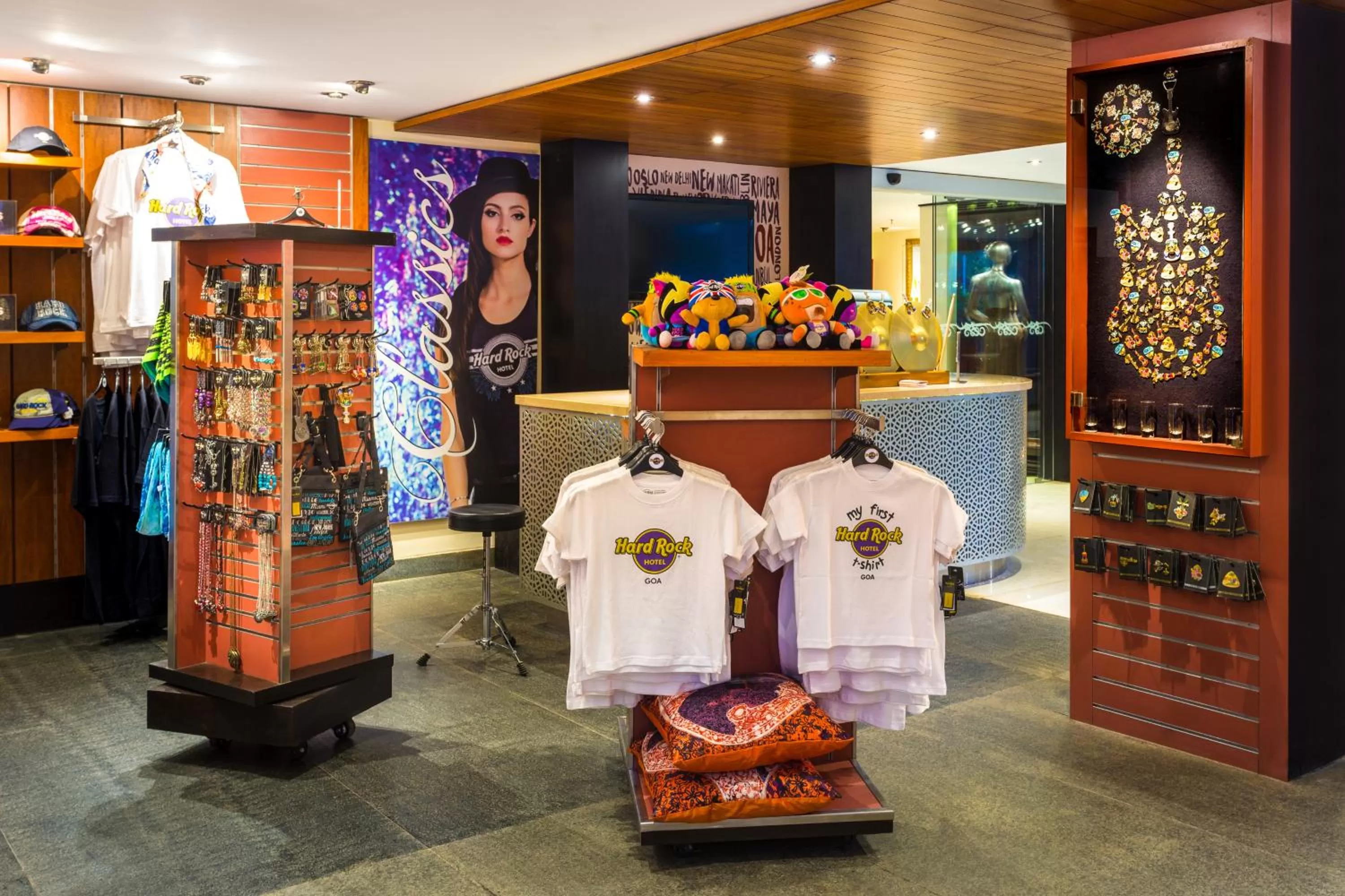 On-site shops in Hard Rock Hotel Goa Calangute