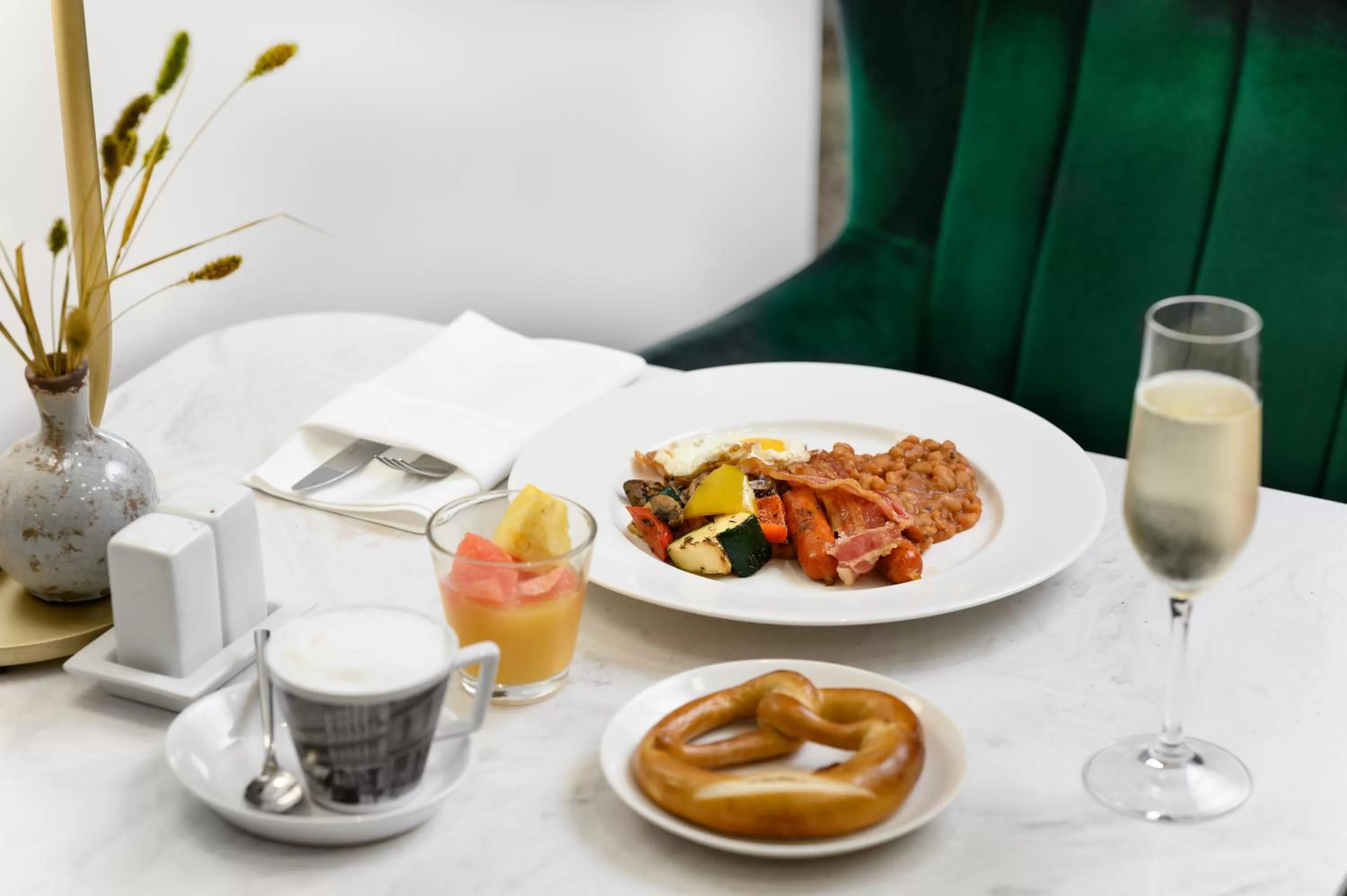 Breakfast in Nemzeti Hotel Budapest - MGallery Collection