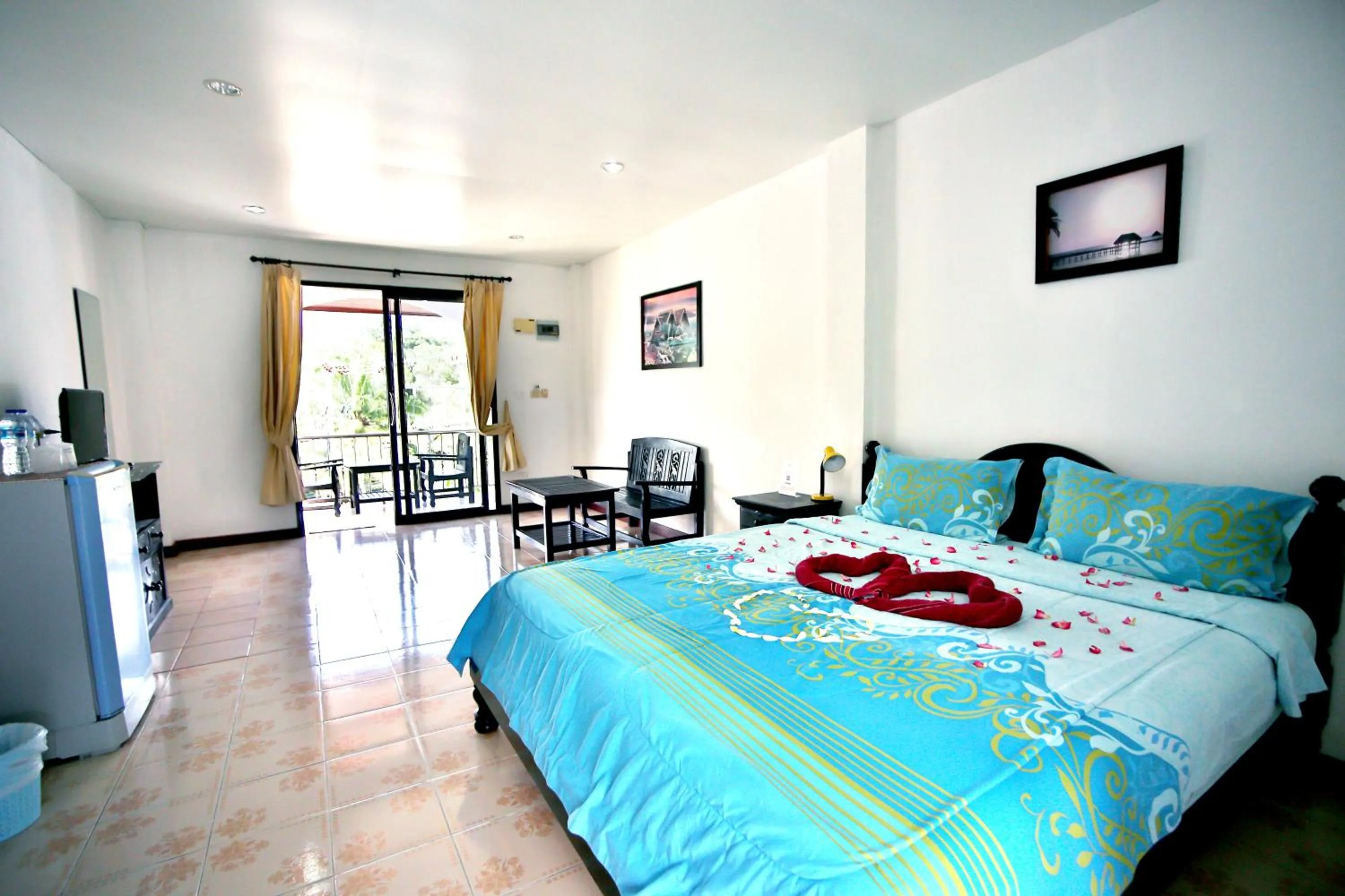 Photo of the whole room, Bed in Lotus Friendly Hotel