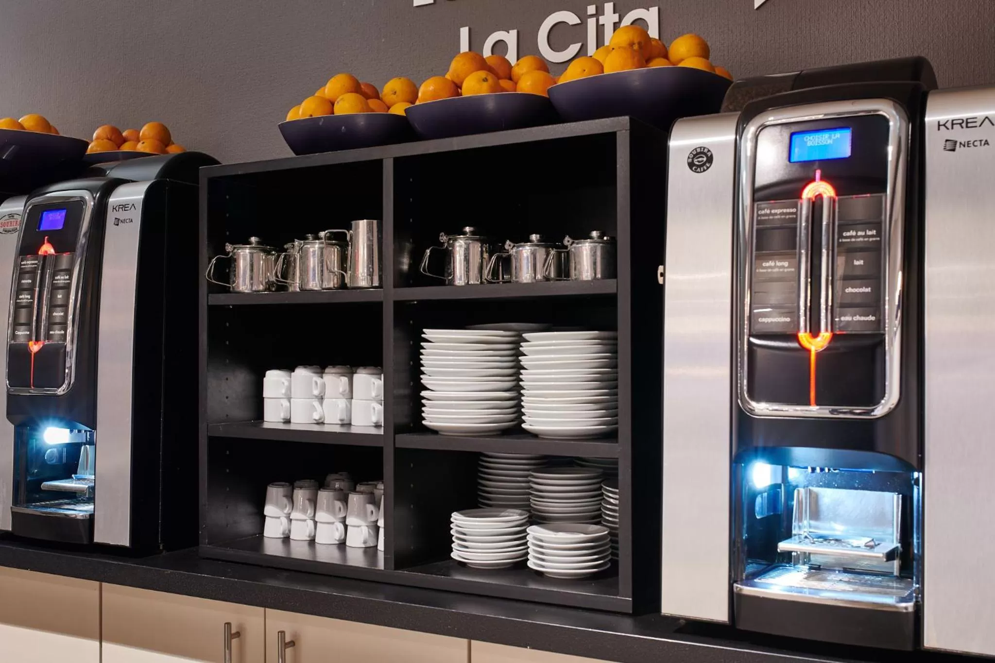 Food and drinks in Atlanthal