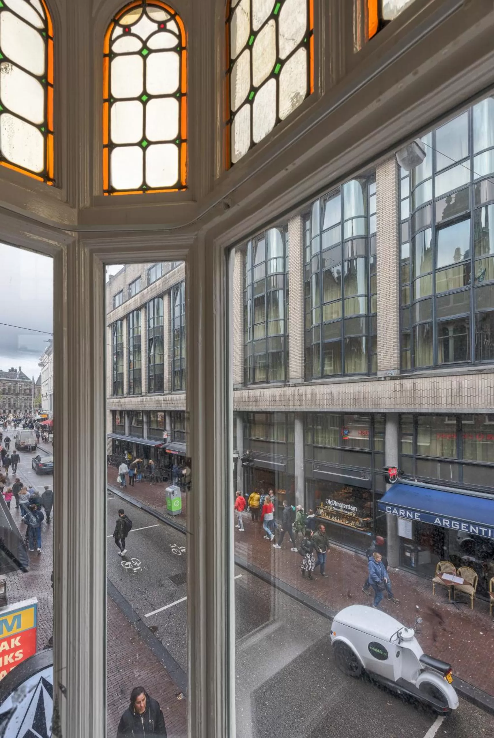 Nearby landmark in Hotel Damsquare