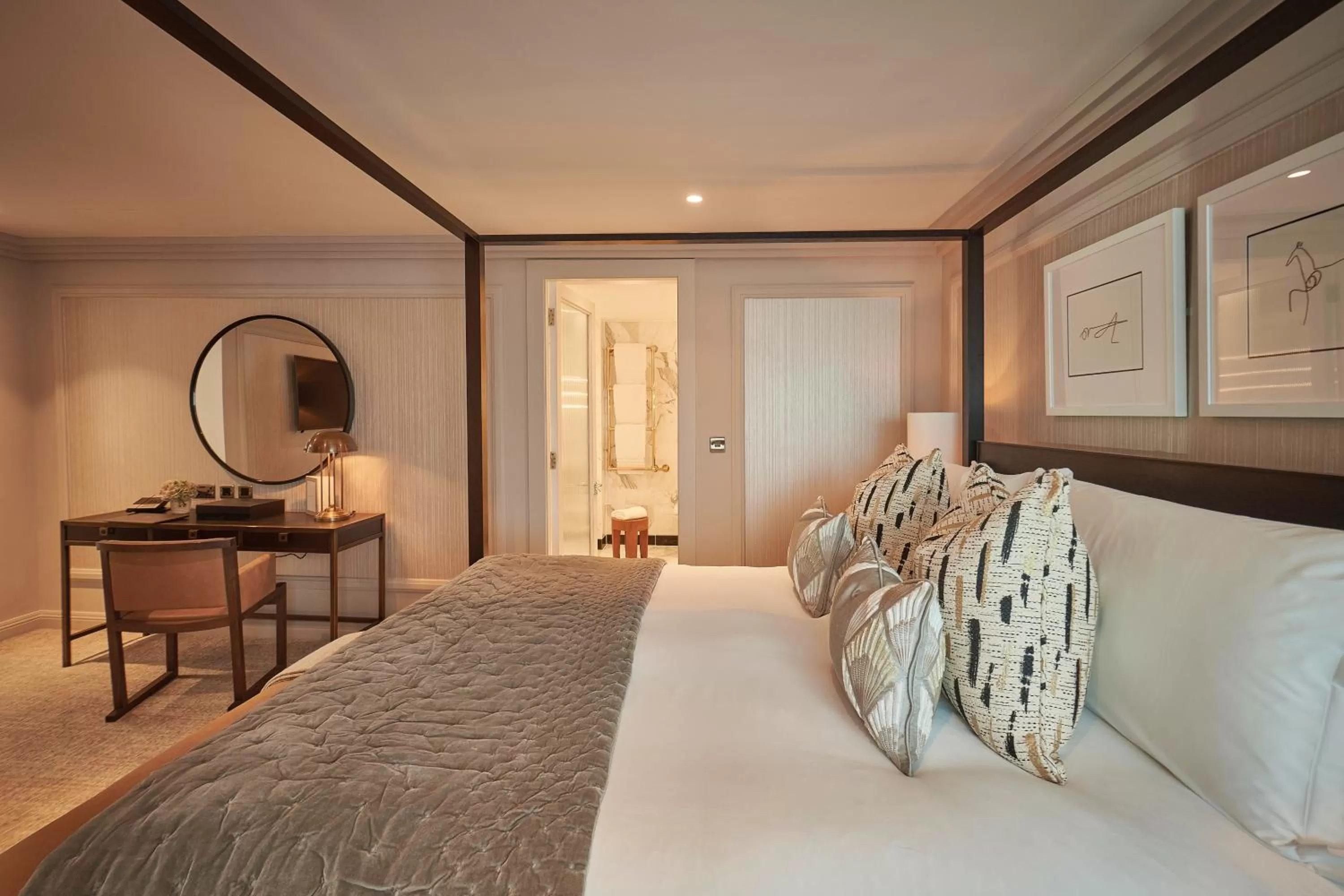 Bathroom, Bed in The Westbury Hotel