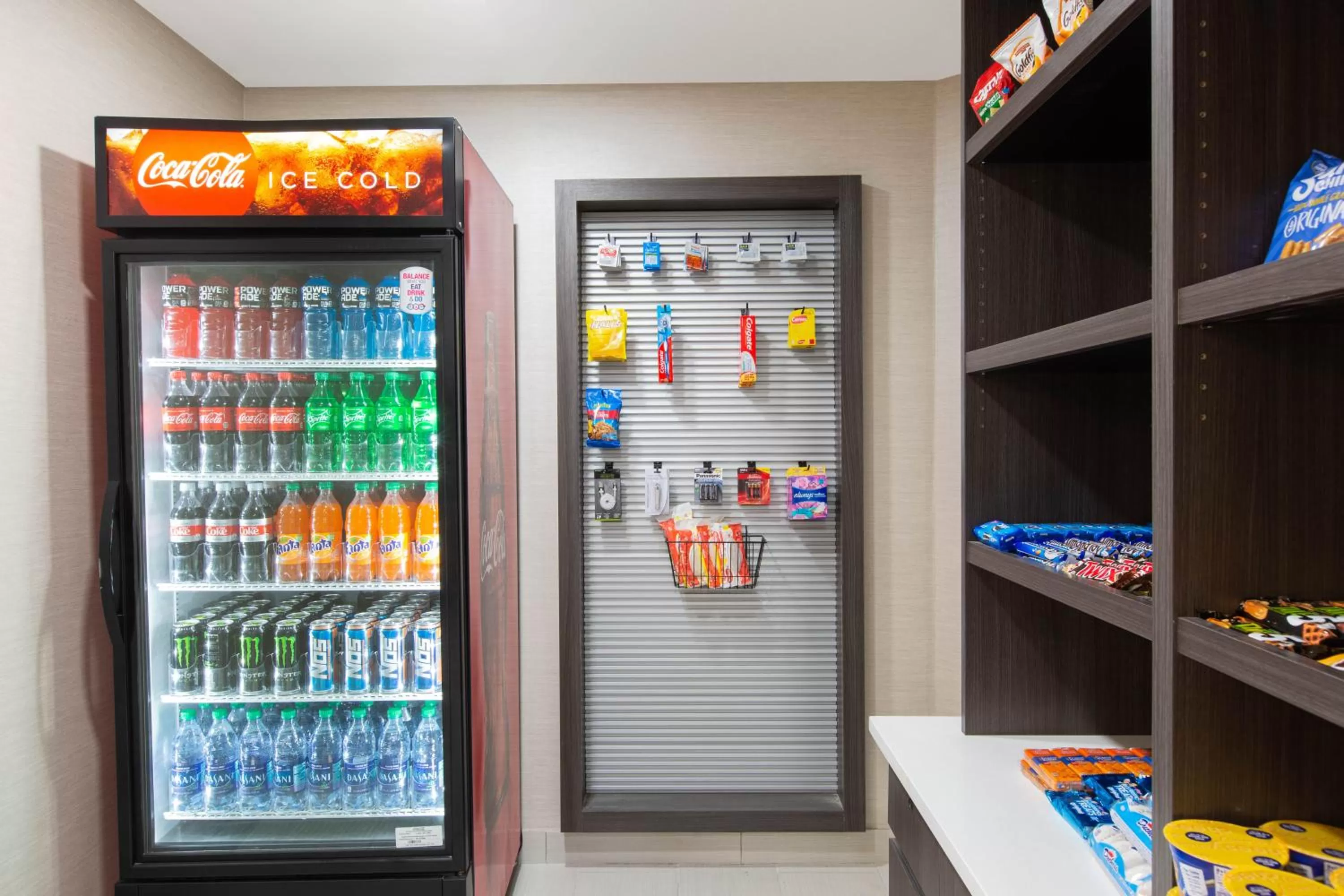 On-site shops in La Quinta by Wyndham Blue Springs