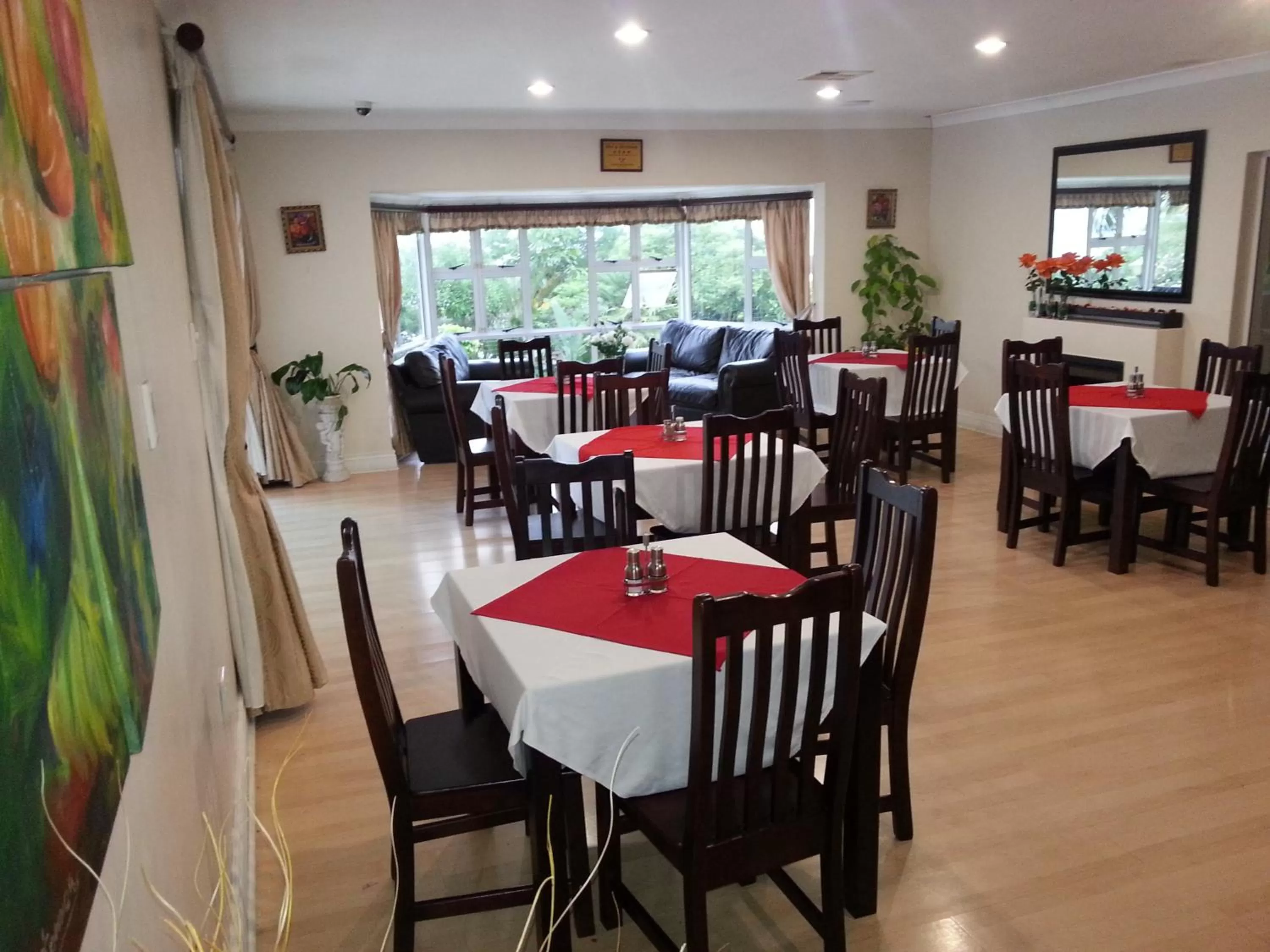 Restaurant/places to eat in Addis Bed and Breakfast