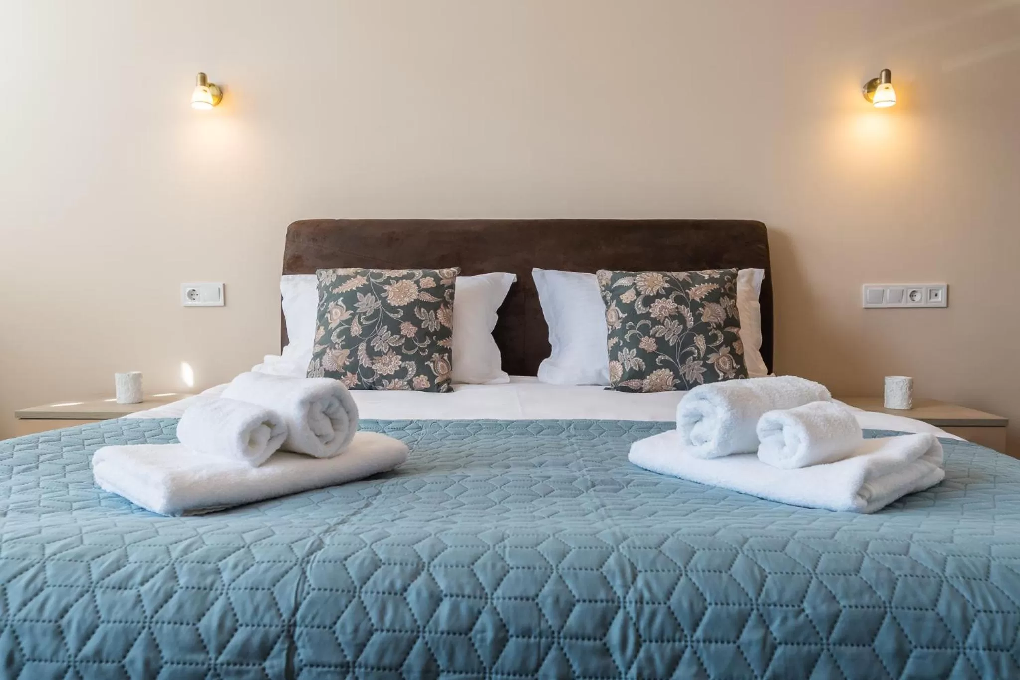 Bed in Pensiunea Select Central