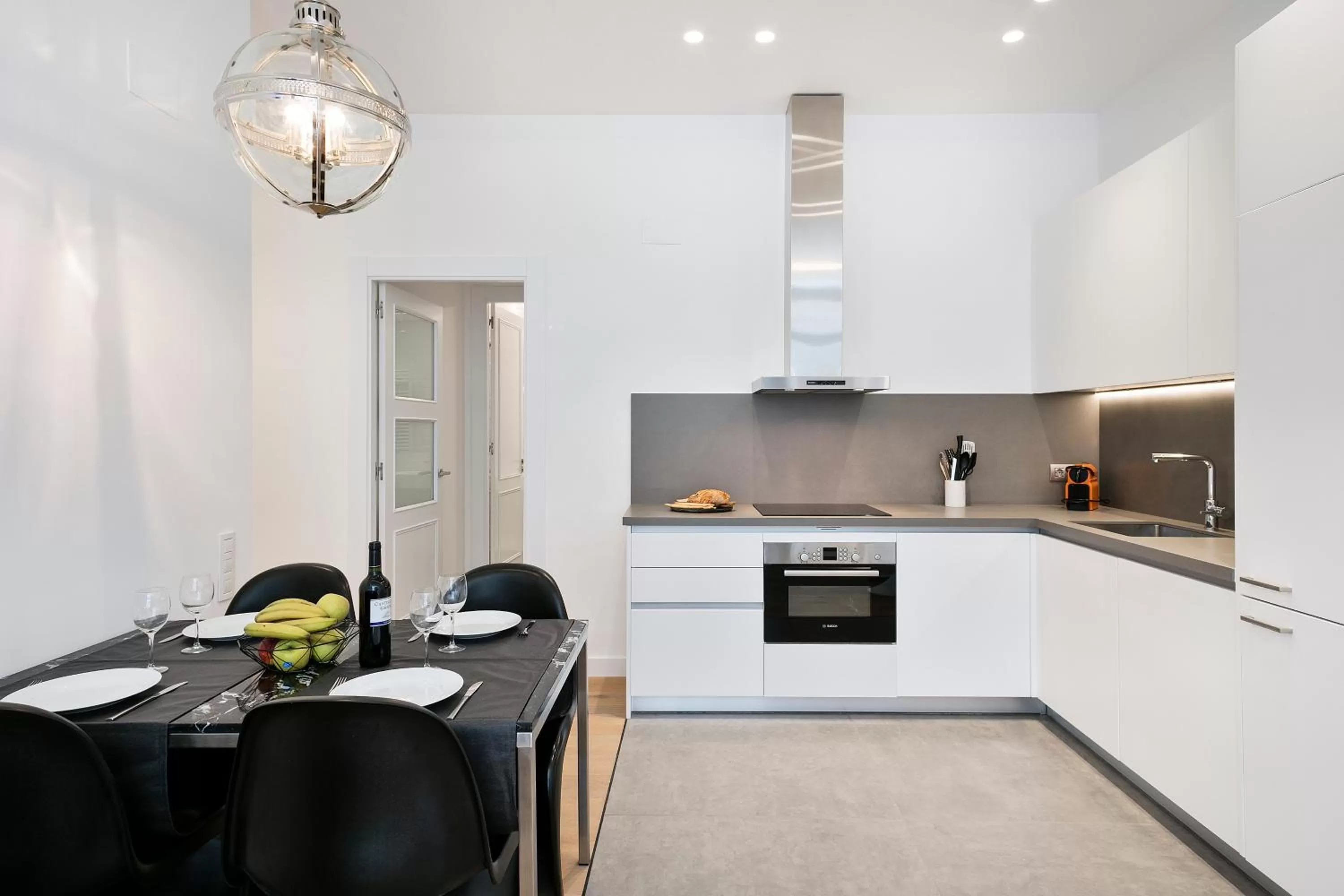 Kitchen or kitchenette in Murmuri Residence Mercader