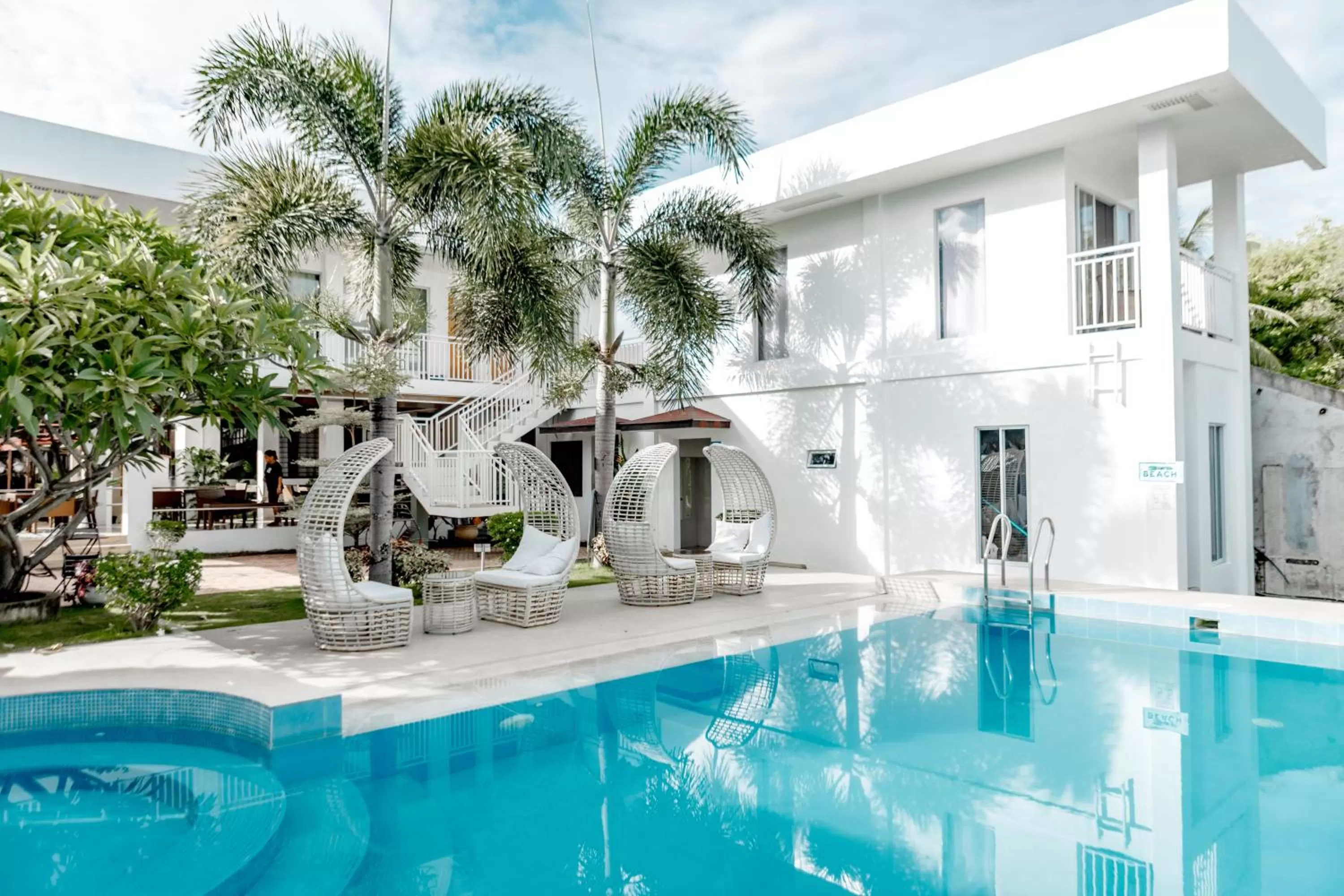 A Villas Resort & Restaurant