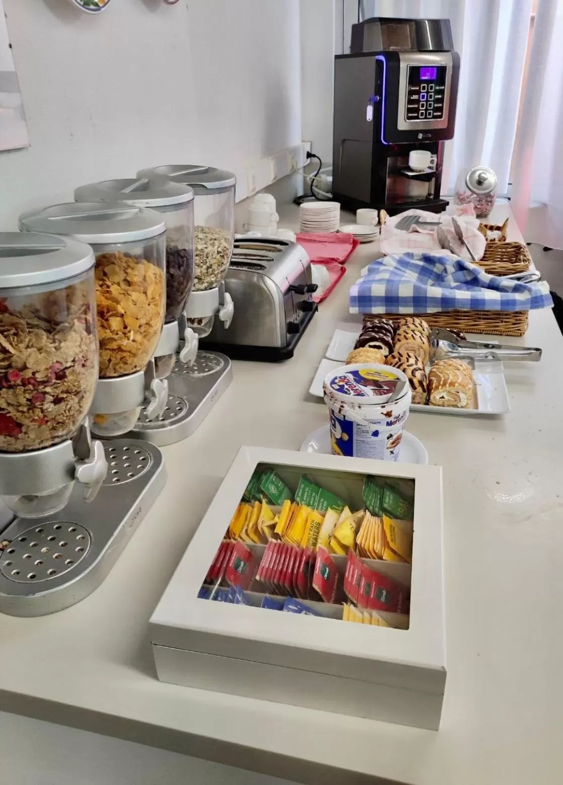 Buffet breakfast in Savoy City Hotel