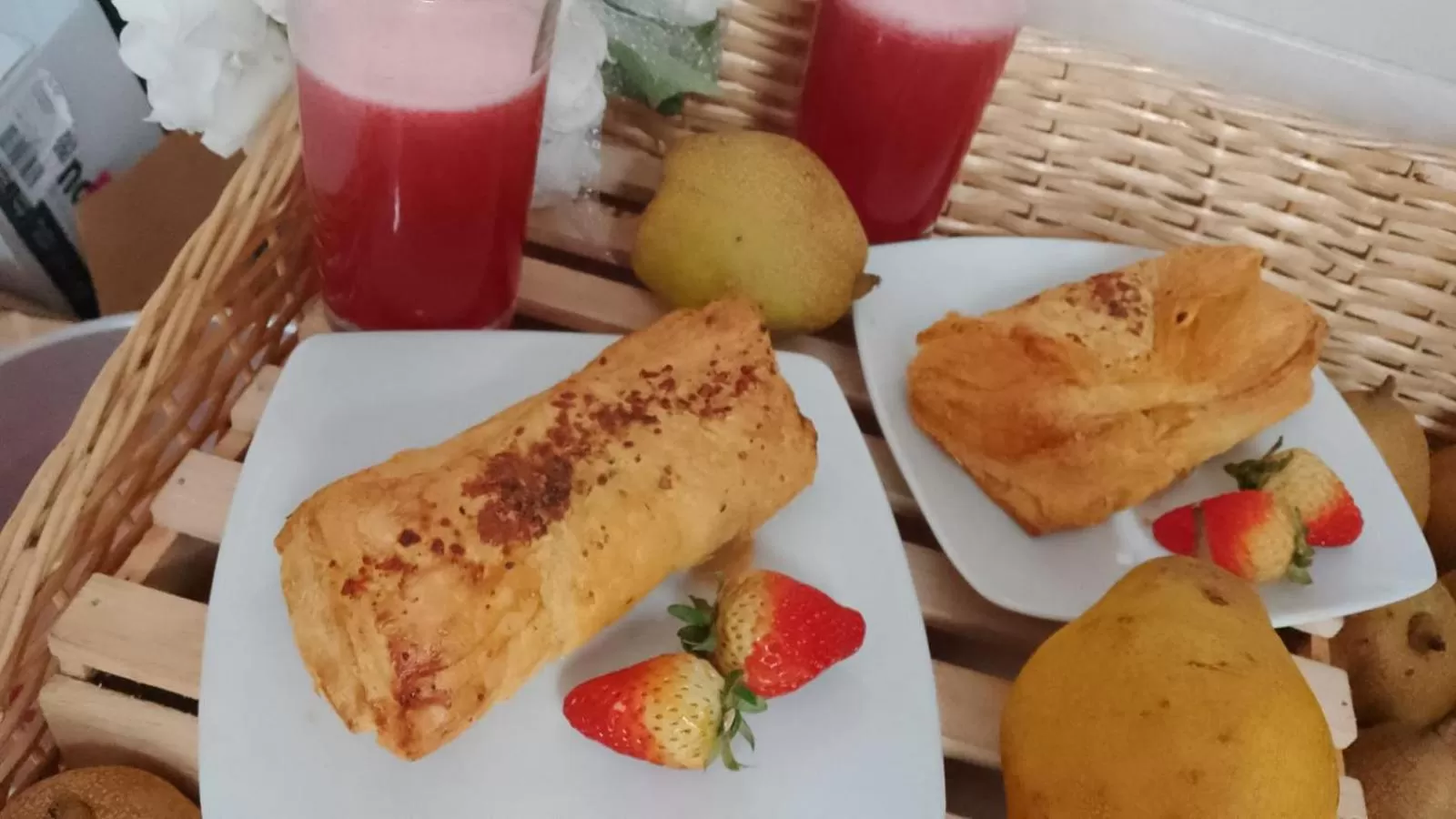 Food in Hotel Bogota - Fontana Di Trevi by On Holidays