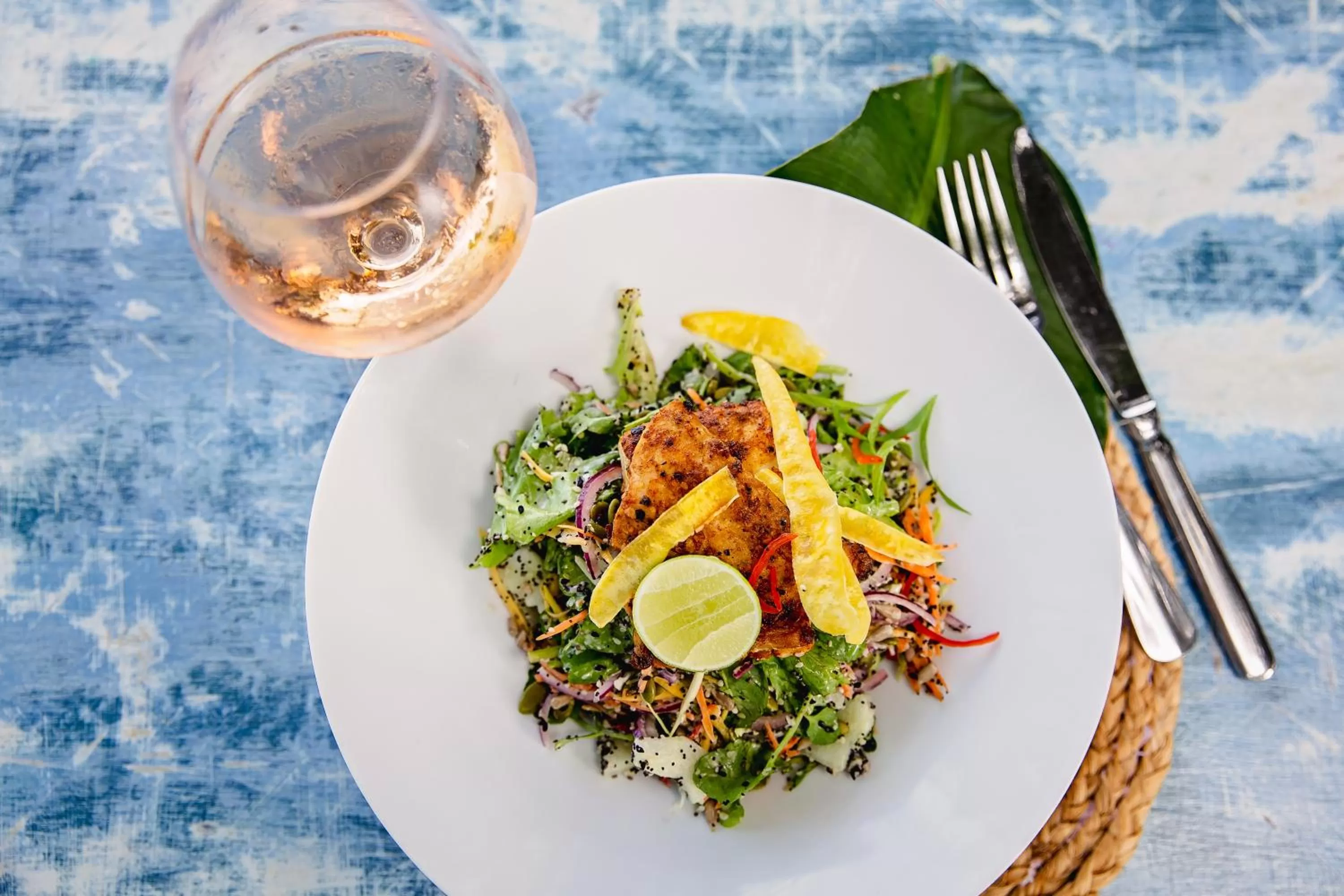 Food and drinks in Turtle Bay Lodge