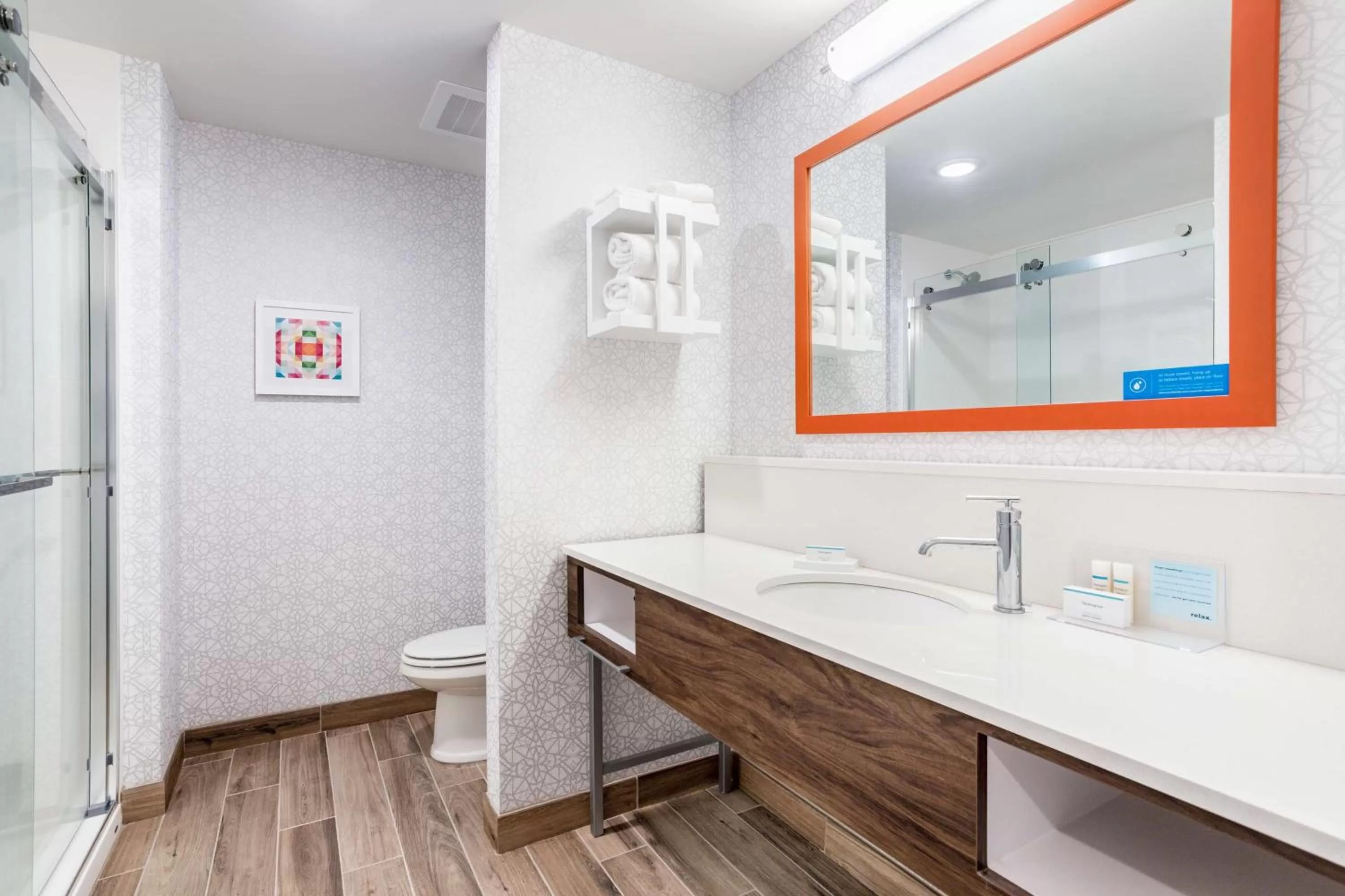 Bathroom in Hampton Inn Bedford In, In