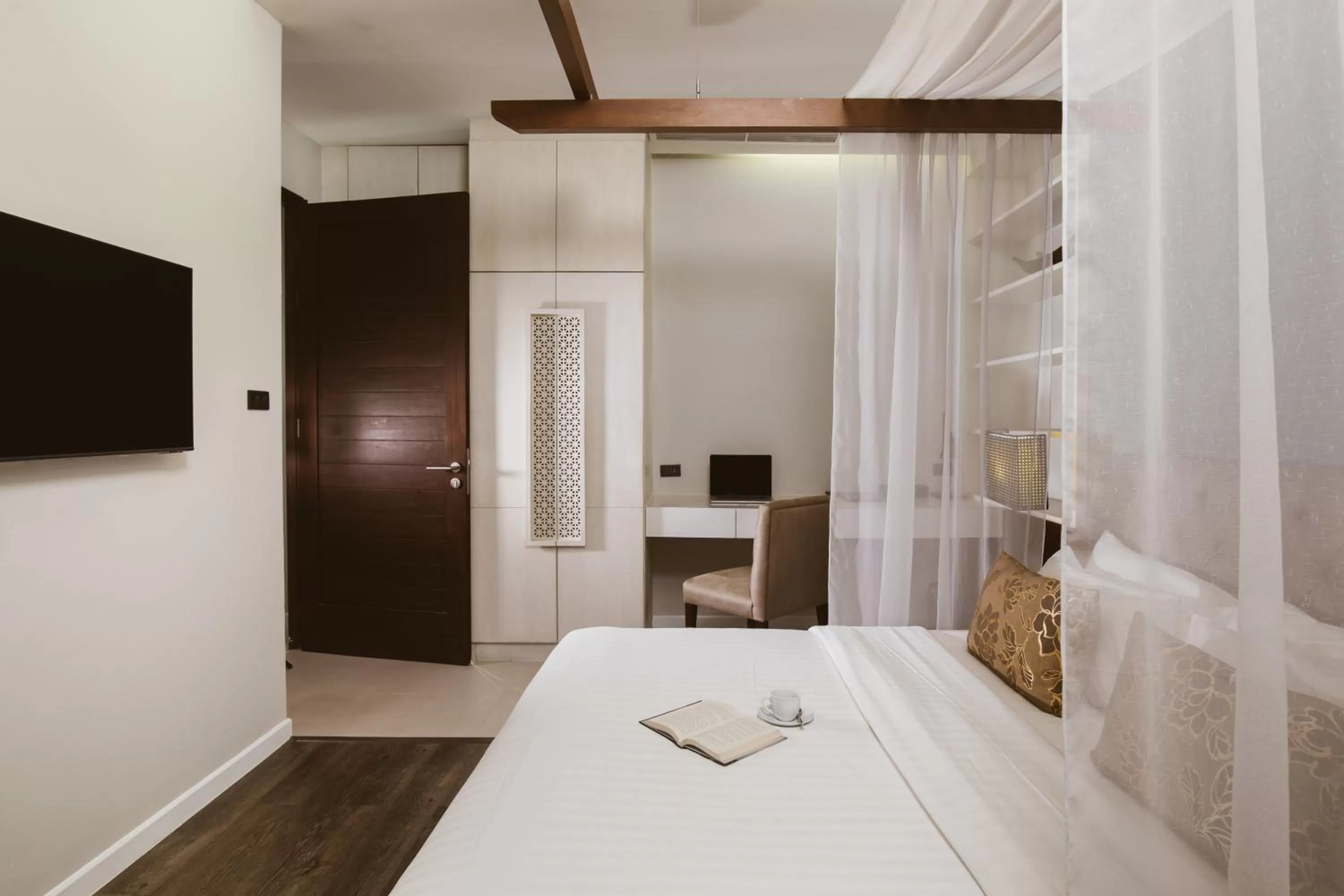 Bed in De Chai Colonial Hotel & Spa - SHA Plus