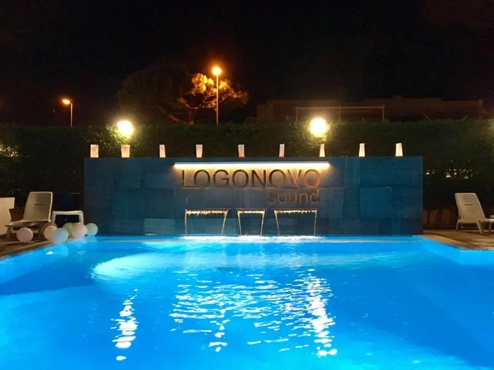 Swimming pool in Hotel Logonovo
