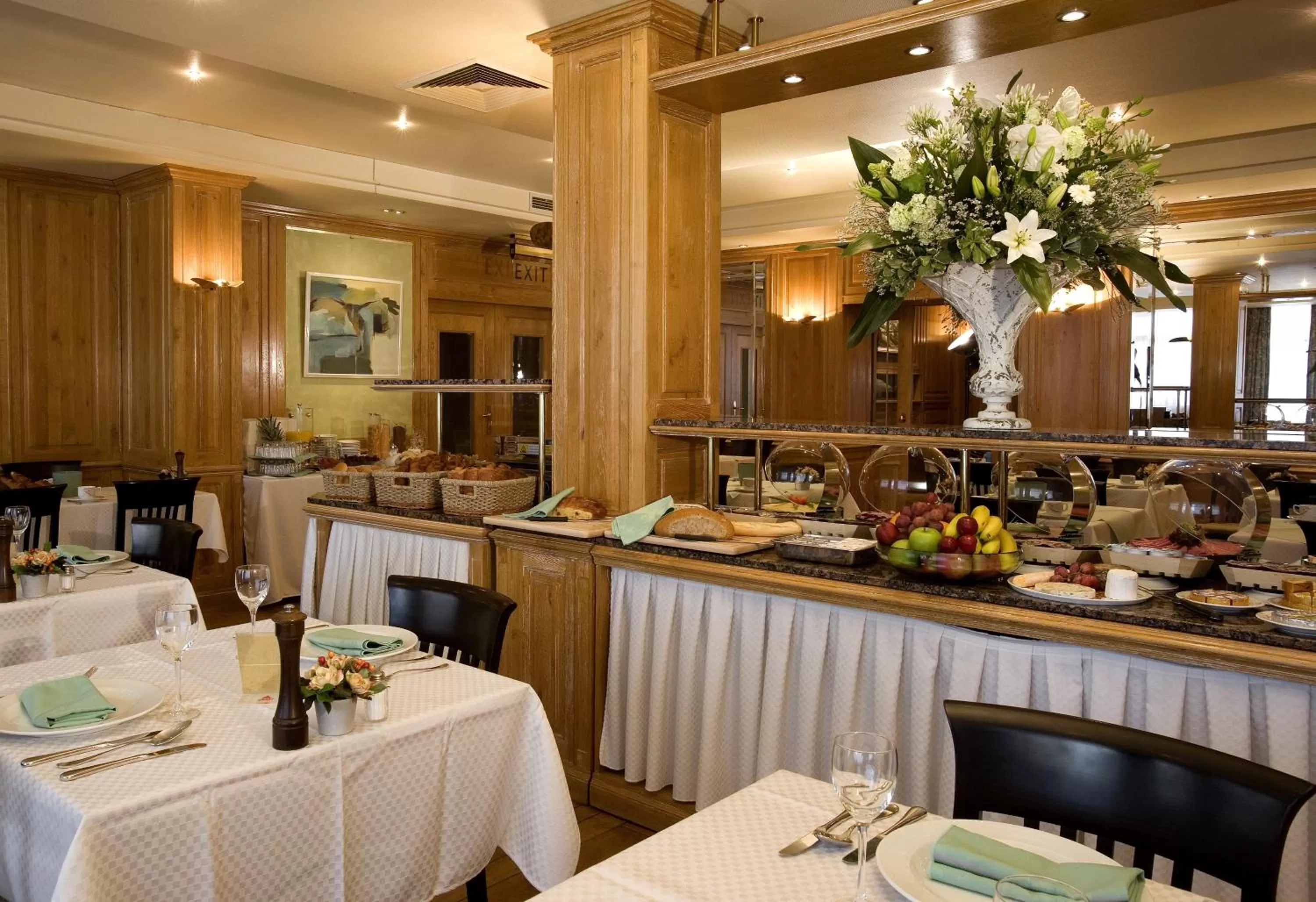 Buffet breakfast in Hotel Pacific