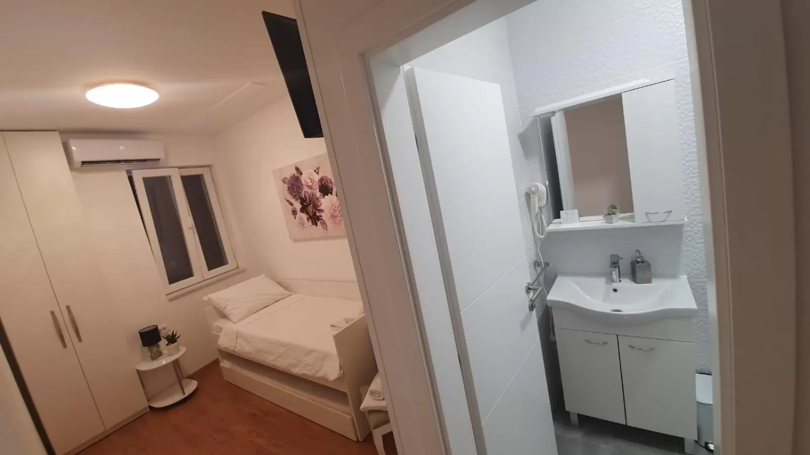 Bathroom in Luxury rooms Zadar old town