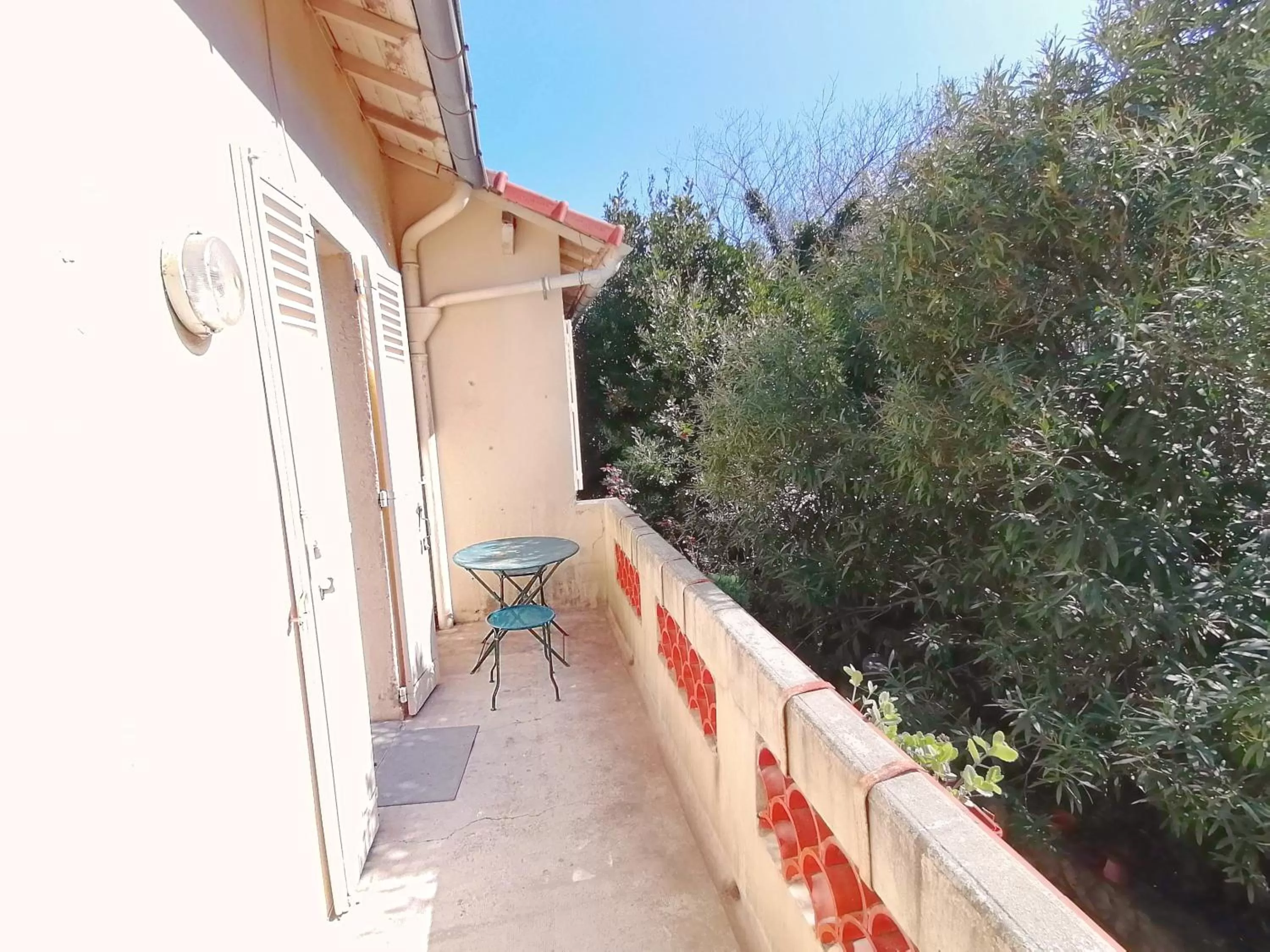 Patio, Balcony/Terrace in Chambres d'hôtes Avignon