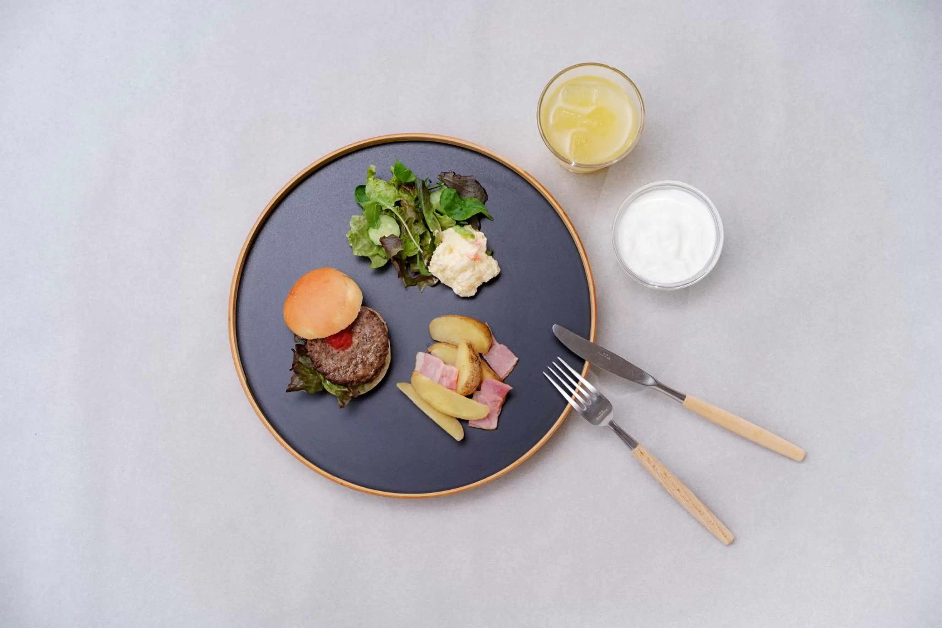 Restaurant/places to eat in REF Kumamoto by VESSEL HOTELS