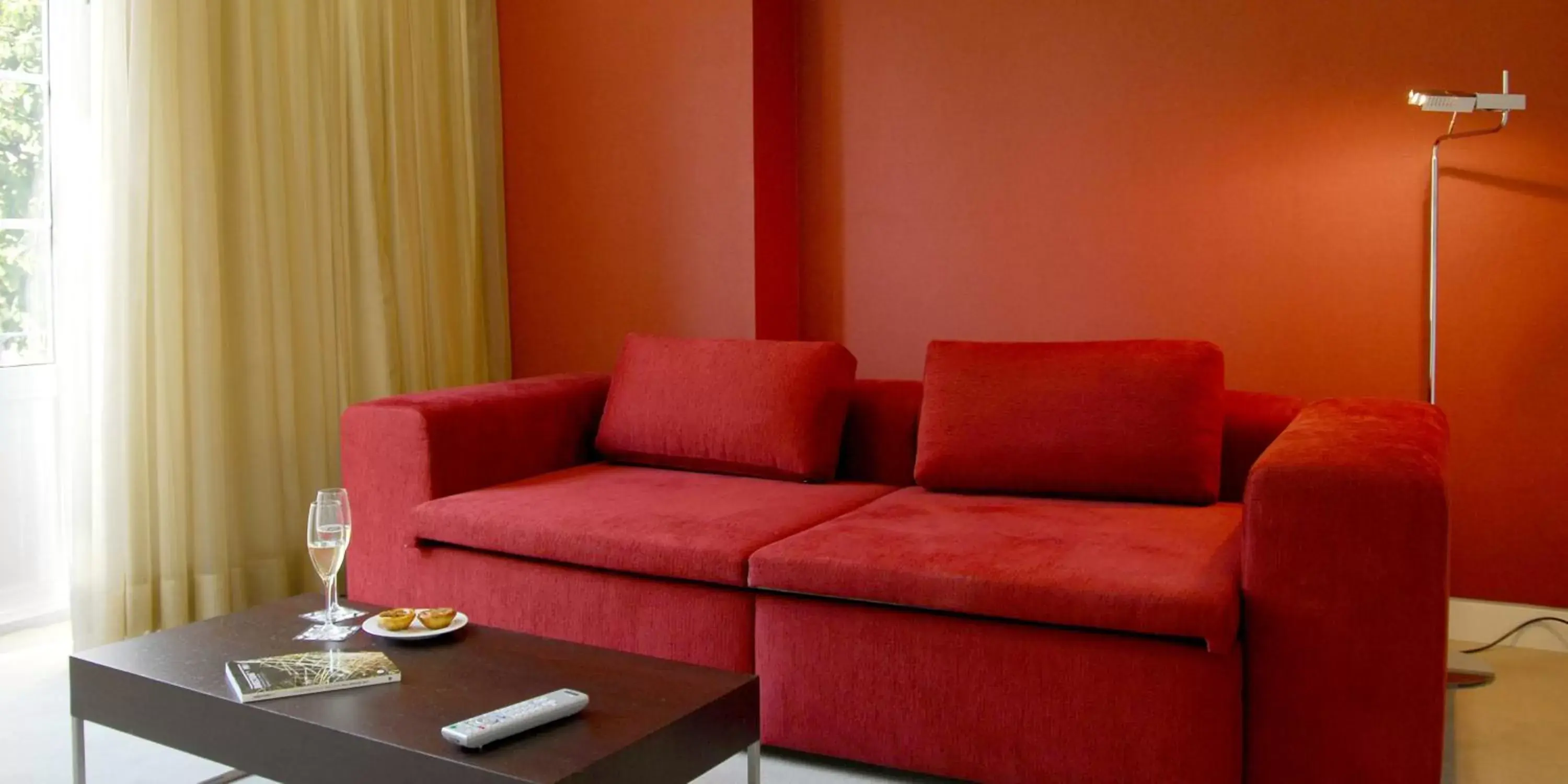 Suite in Hotel Jeronimos 8 Suite in Hotel Jeronimos 8