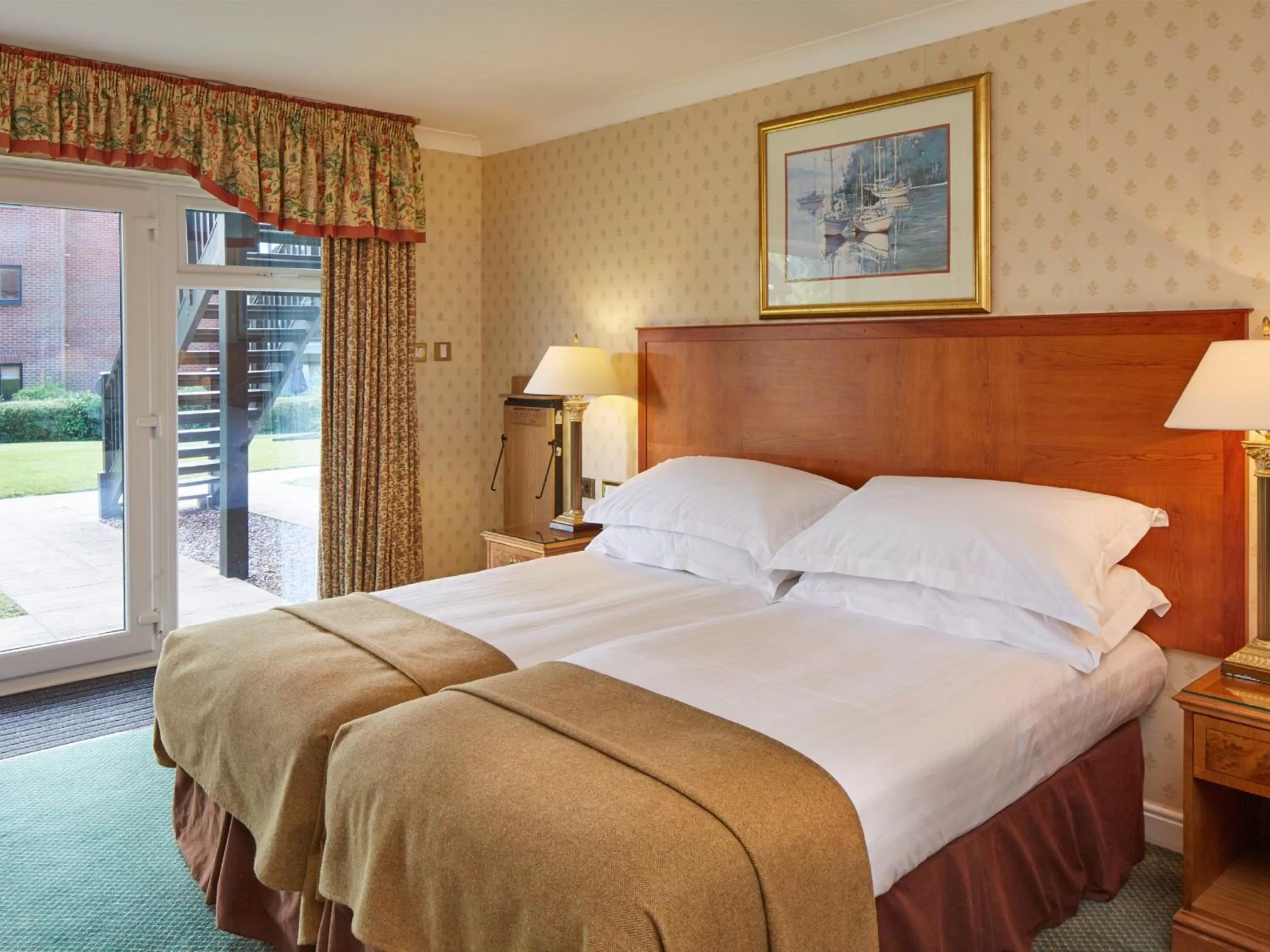 Bedroom in Elmers Court Hotel