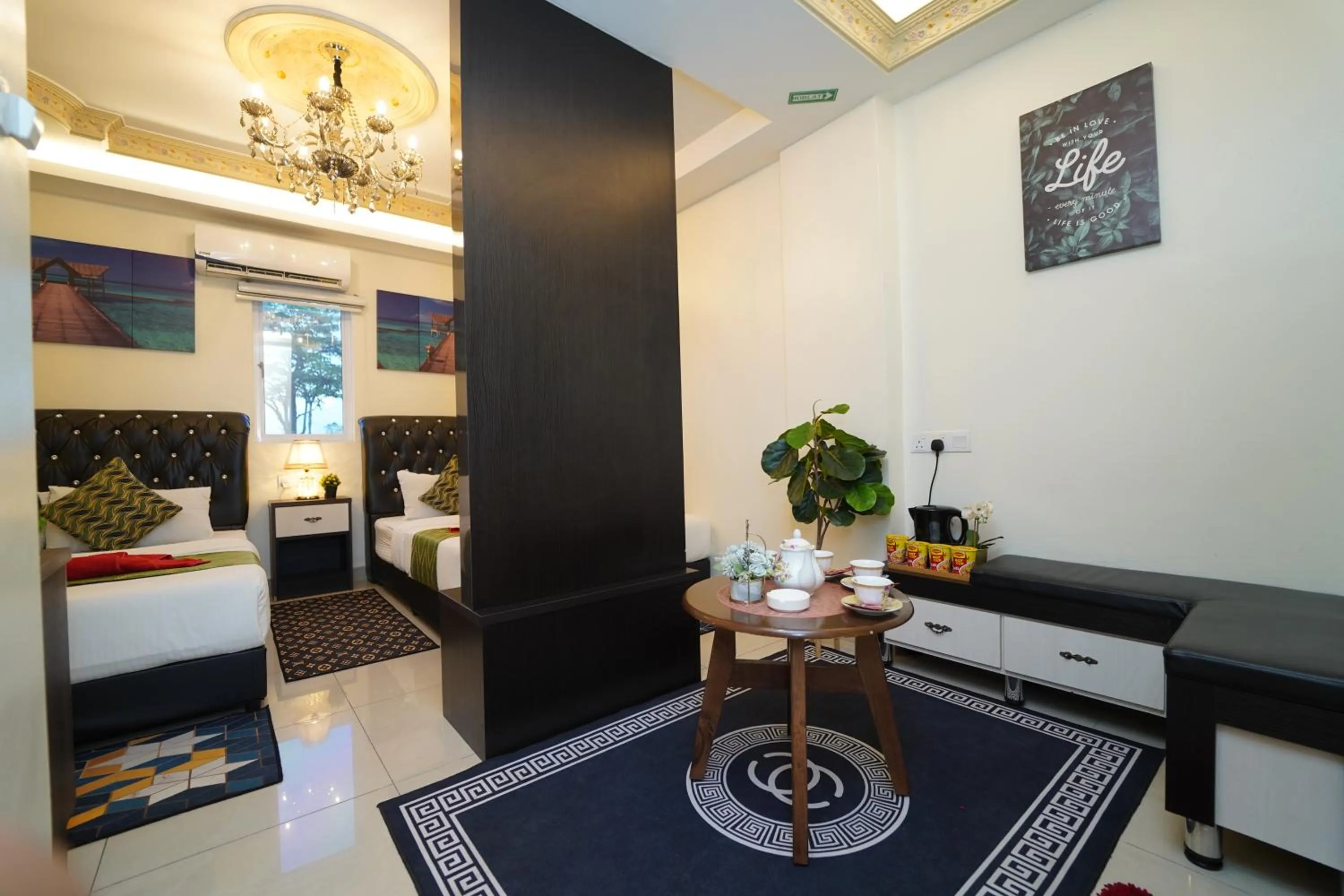 Bed in Ghazrin's Classic Hotel JB