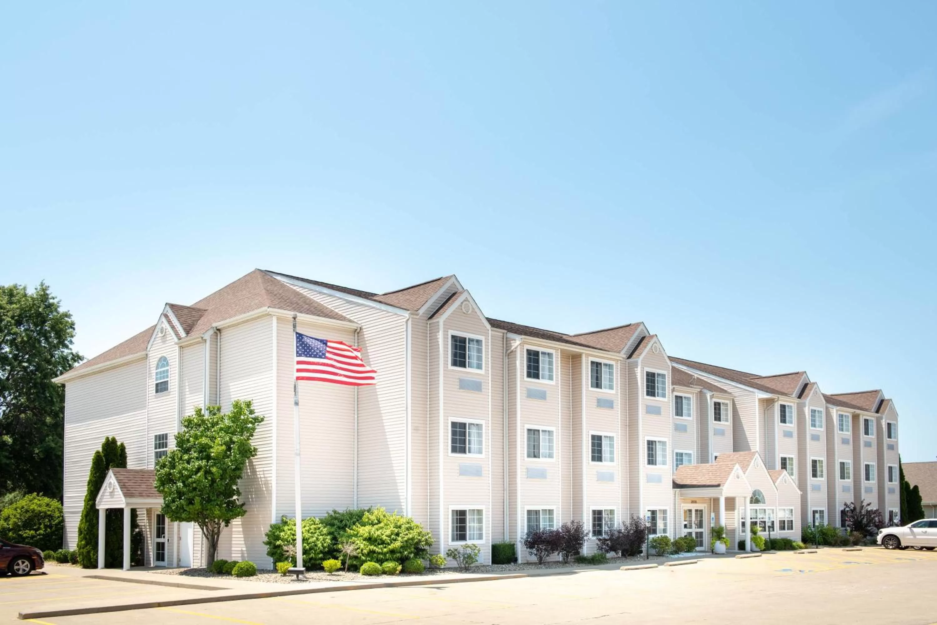 Facade/entrance in Microtel Inn & Suites by Wyndham Springfield