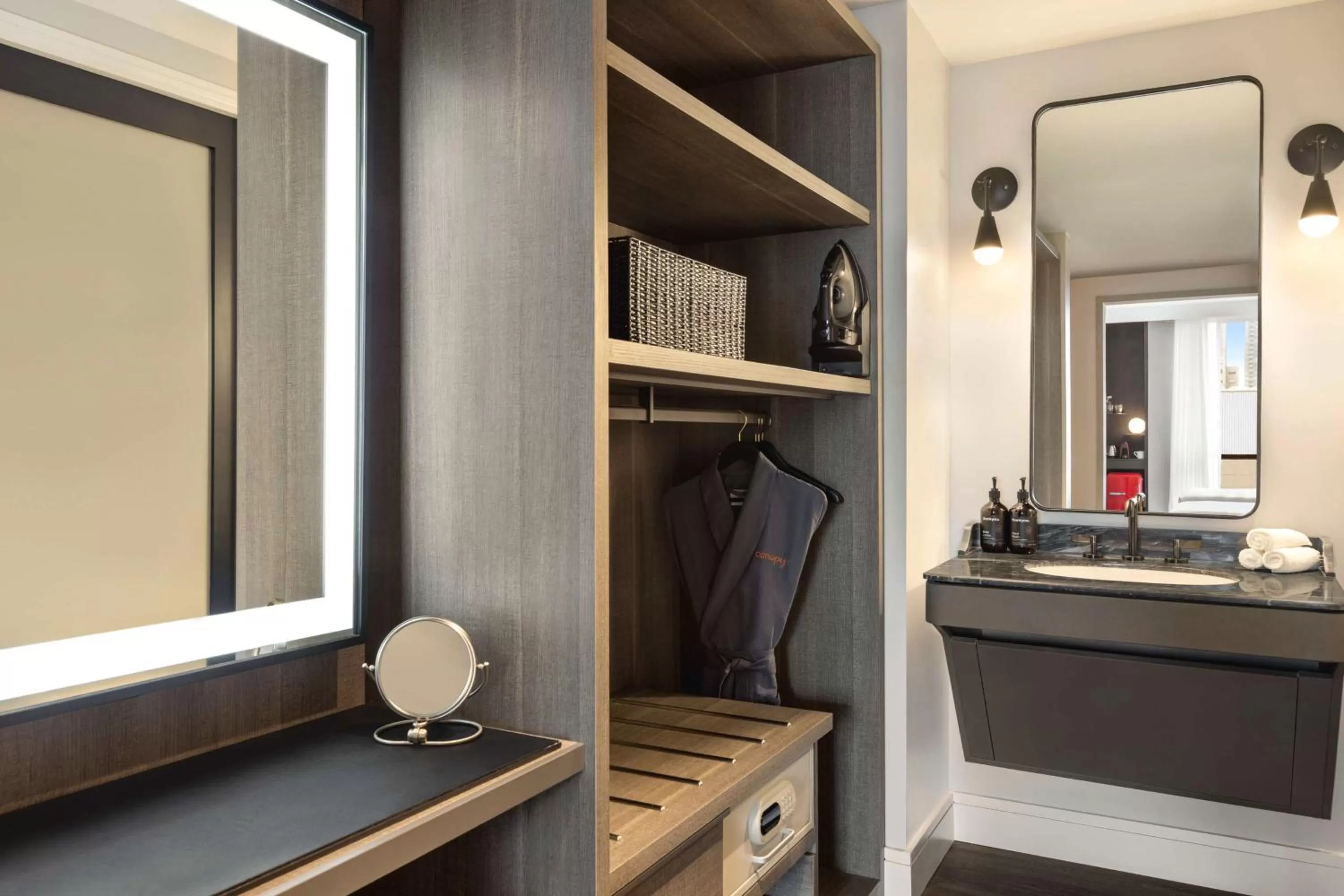 Bedroom in Canopy by Hilton San Francisco SoMa