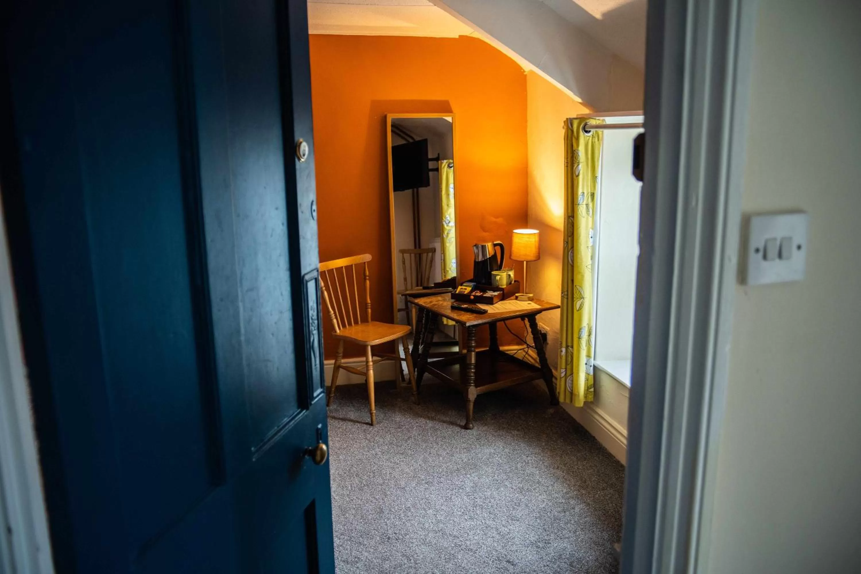 Dining Area in Manorbier Castle Inn Sunset Room