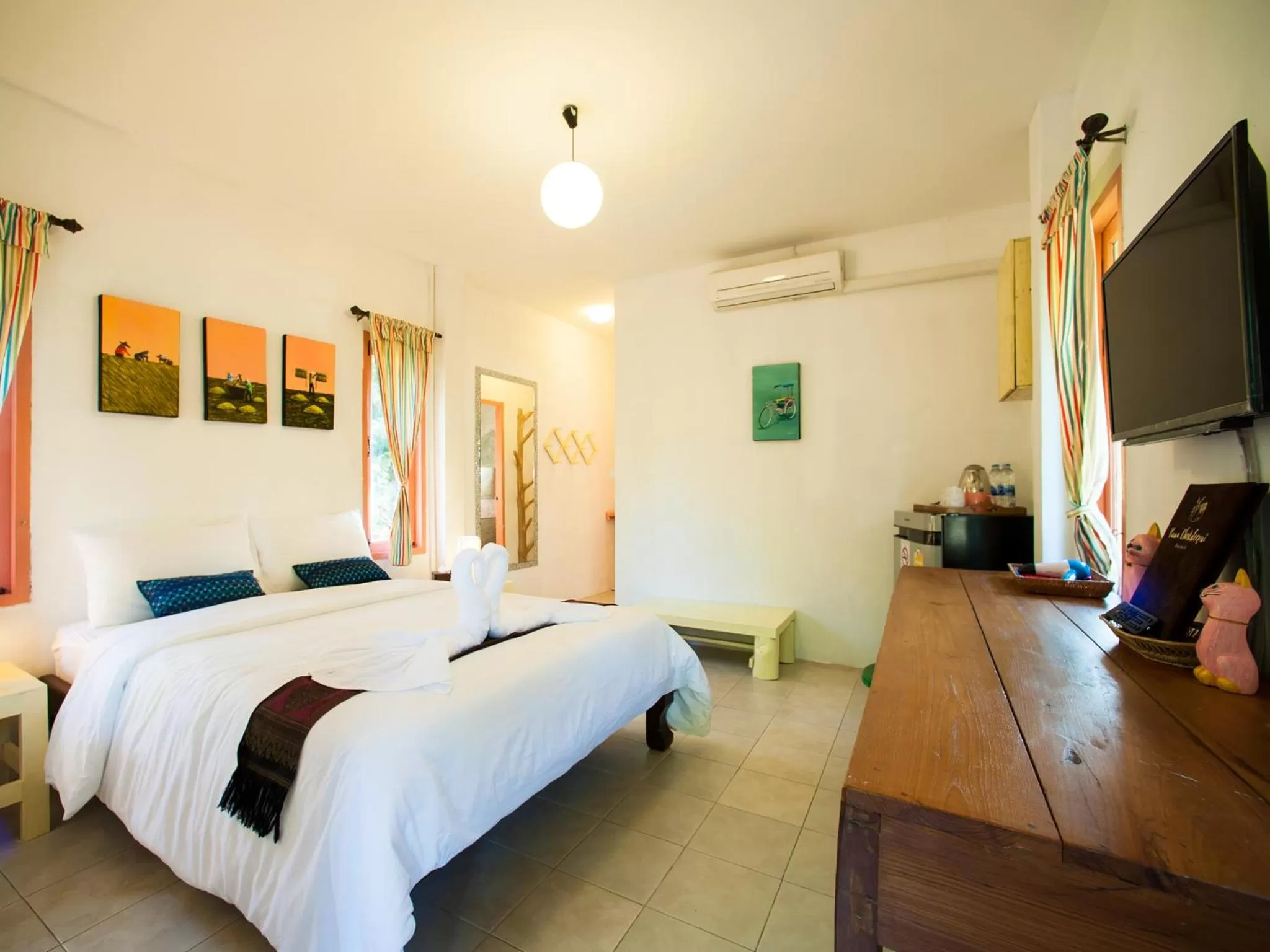 TV and multimedia, Bed in Baan Chokdee Pai Resort